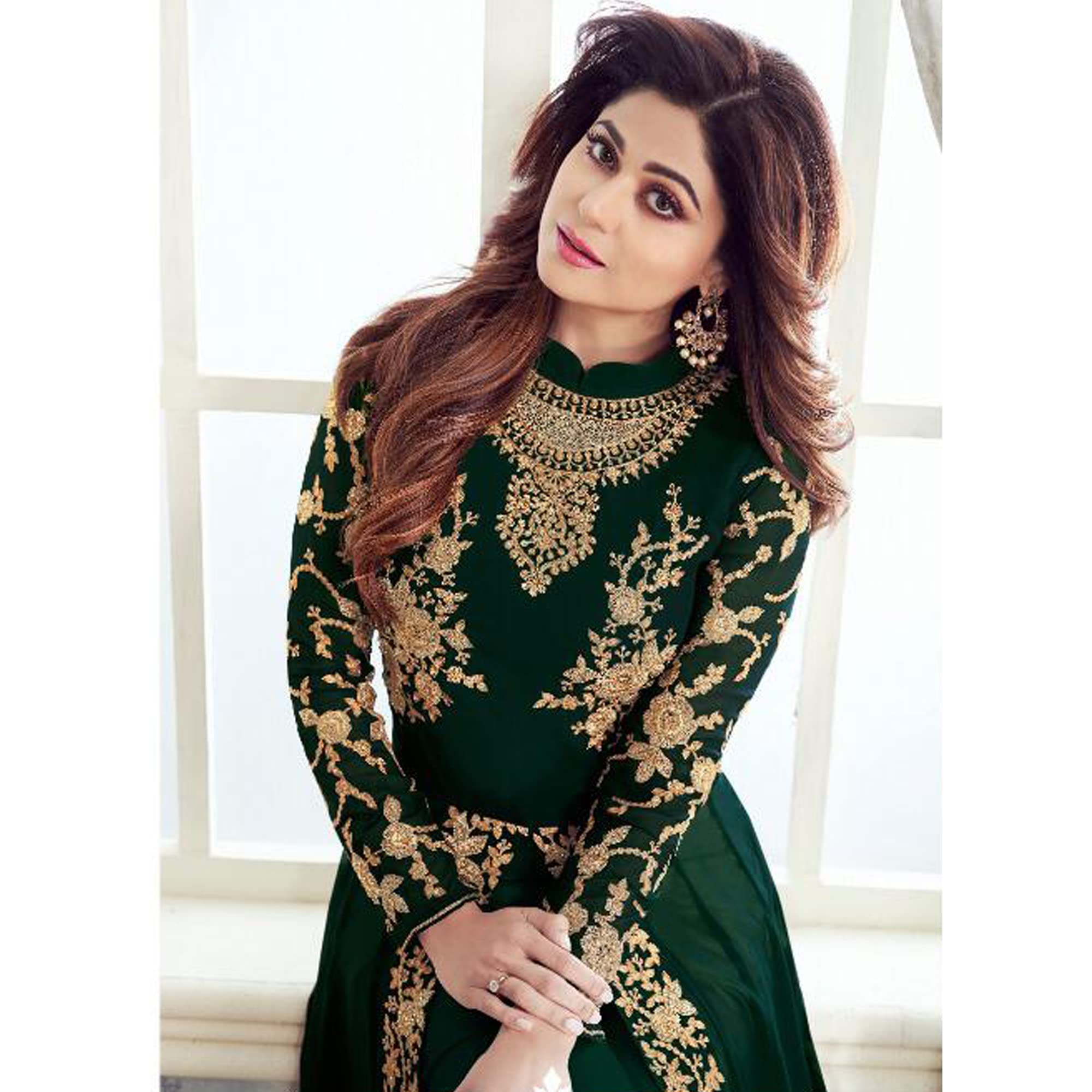 Stylish Pakistani Designer Shalwar Kameez Suits & Anarkali Gown Dresses for Weddings - Elegant Traditional Outfits for Bridal, Party & Special Occasions