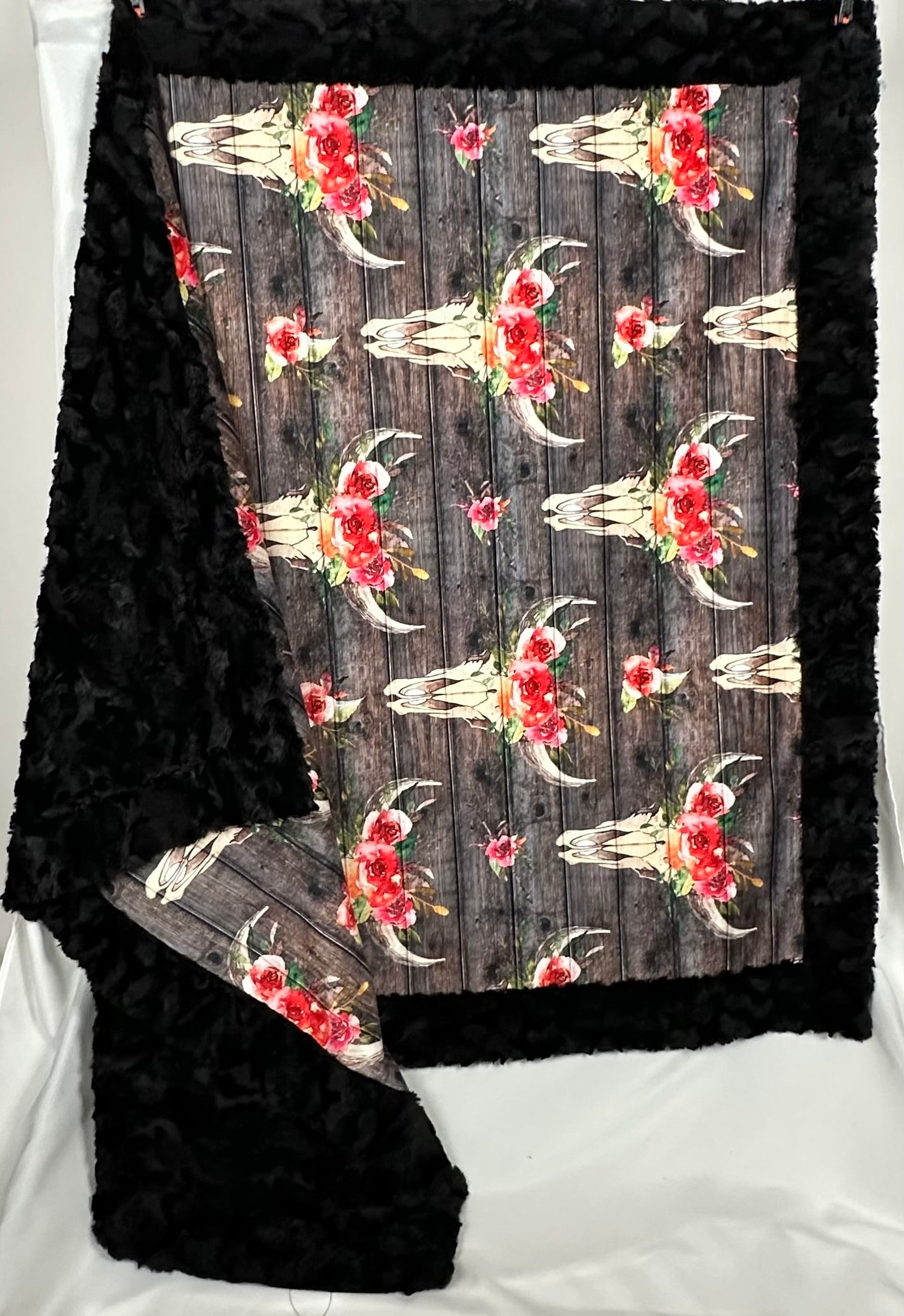Boho Floral Skull & Dark Wood Print Tuscany Large Blanket 55x77 - Soft Cozy Throw for Couch, Bed, Picnic & Outdoor Use - Perfect for Home Decor, Gift & Seasonal Decorations