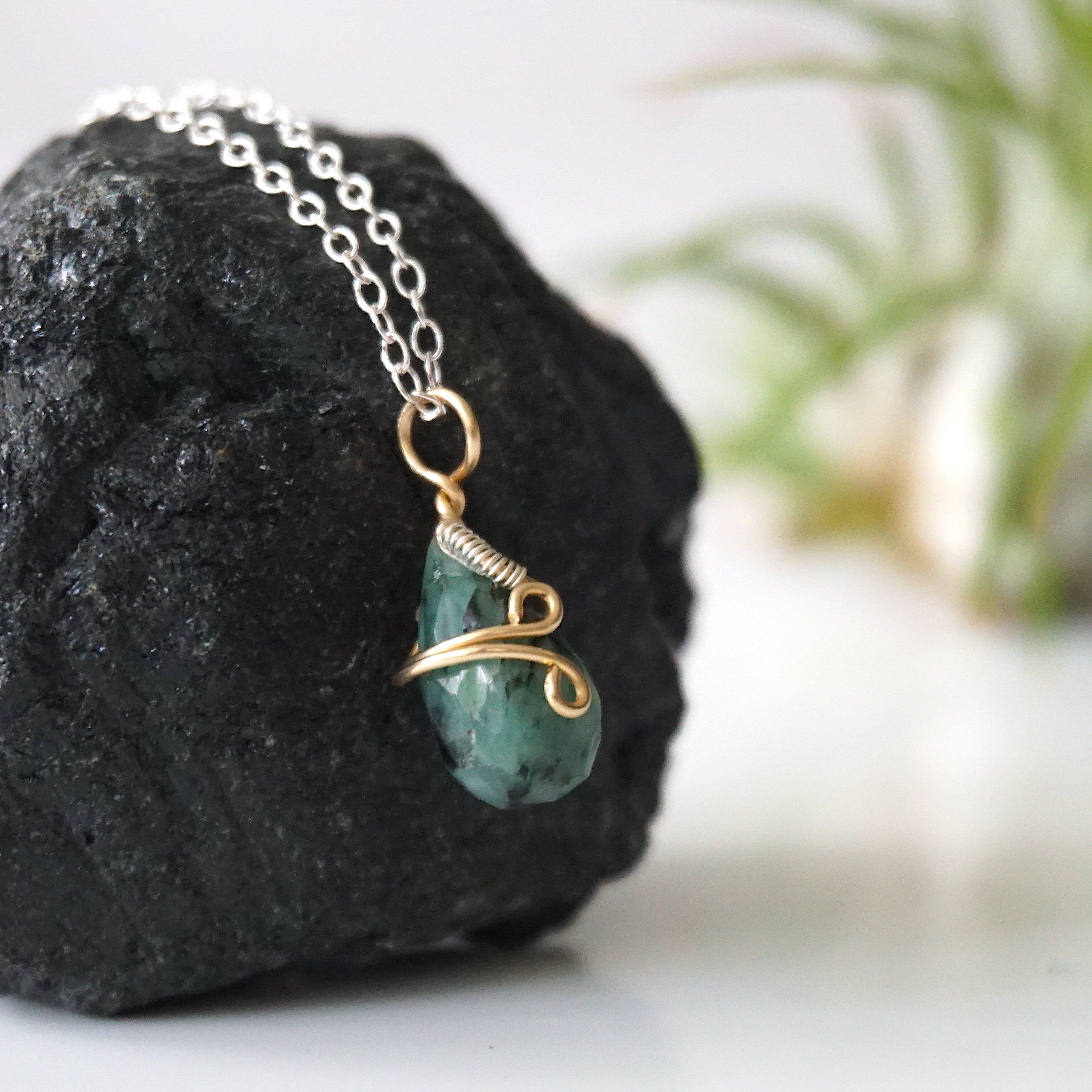 14K Gold Filled Raw Emerald Charm Necklace for Women - Elegant Sterling Silver Pendant Jewelry Gift for Birthday, Anniversary & Special Occasions