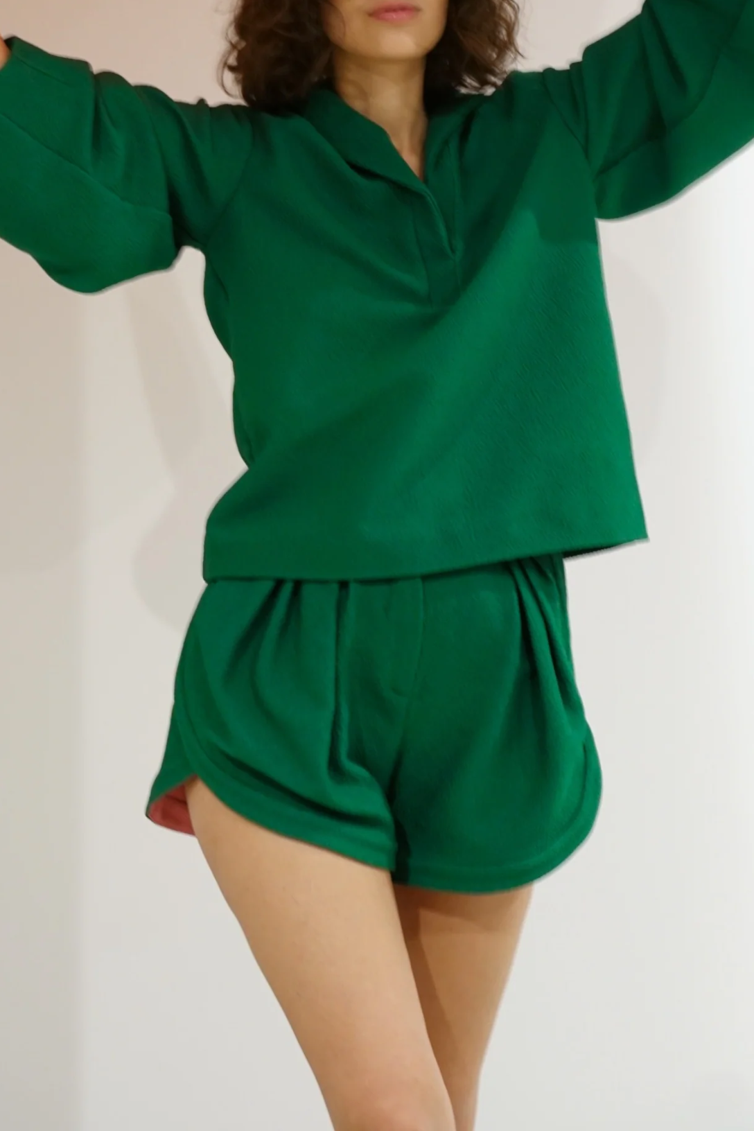 Premium Tailored Running Shorts for Men & Women - Breathable Green Athletic Shorts for Jogging, Gym & Outdoor Workouts