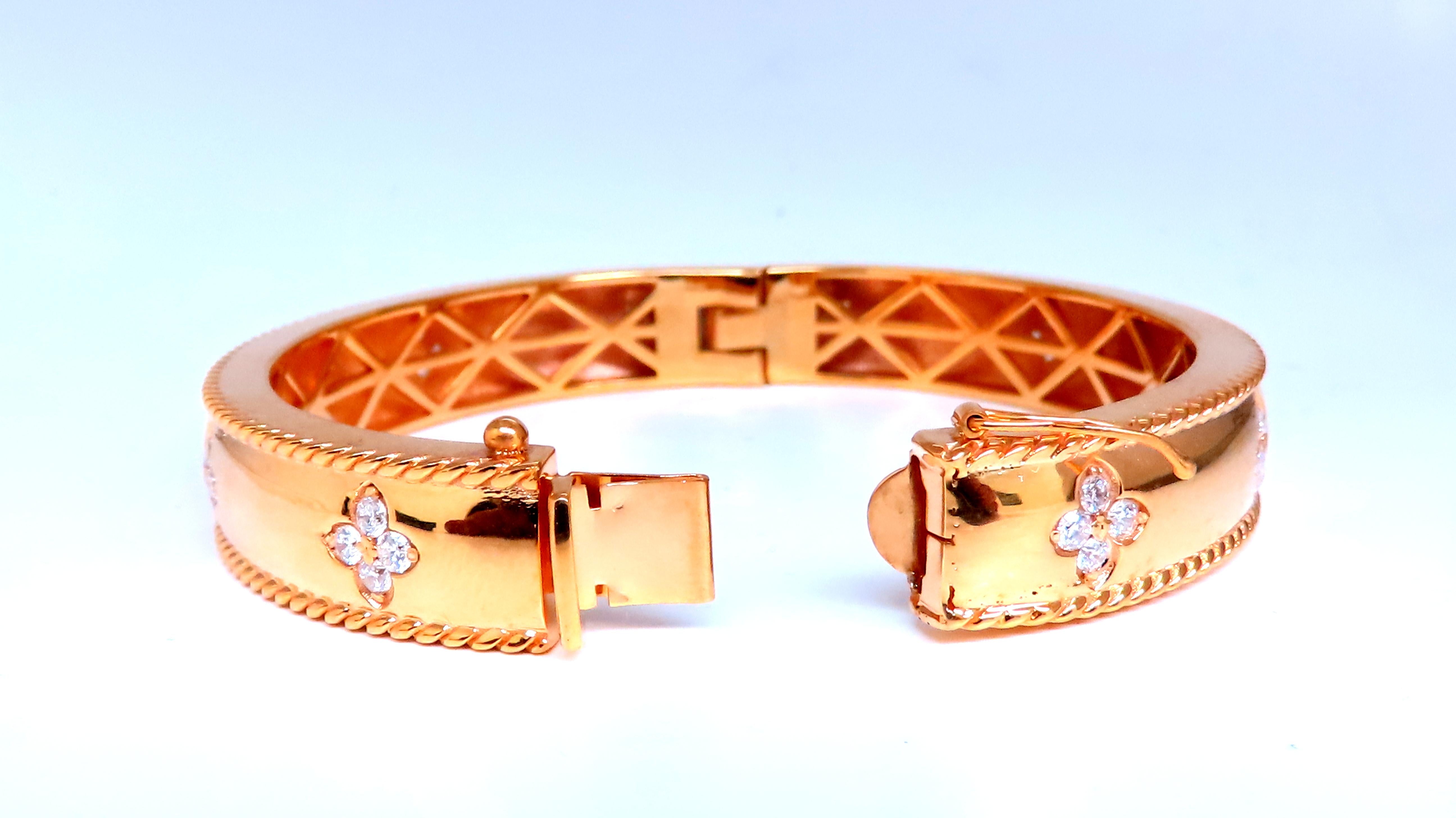 14kt Gold Clover Natural Diamond Bangle Bracelet for Women - Elegant Jewelry Gift for Anniversary, Wedding & Special Occasions