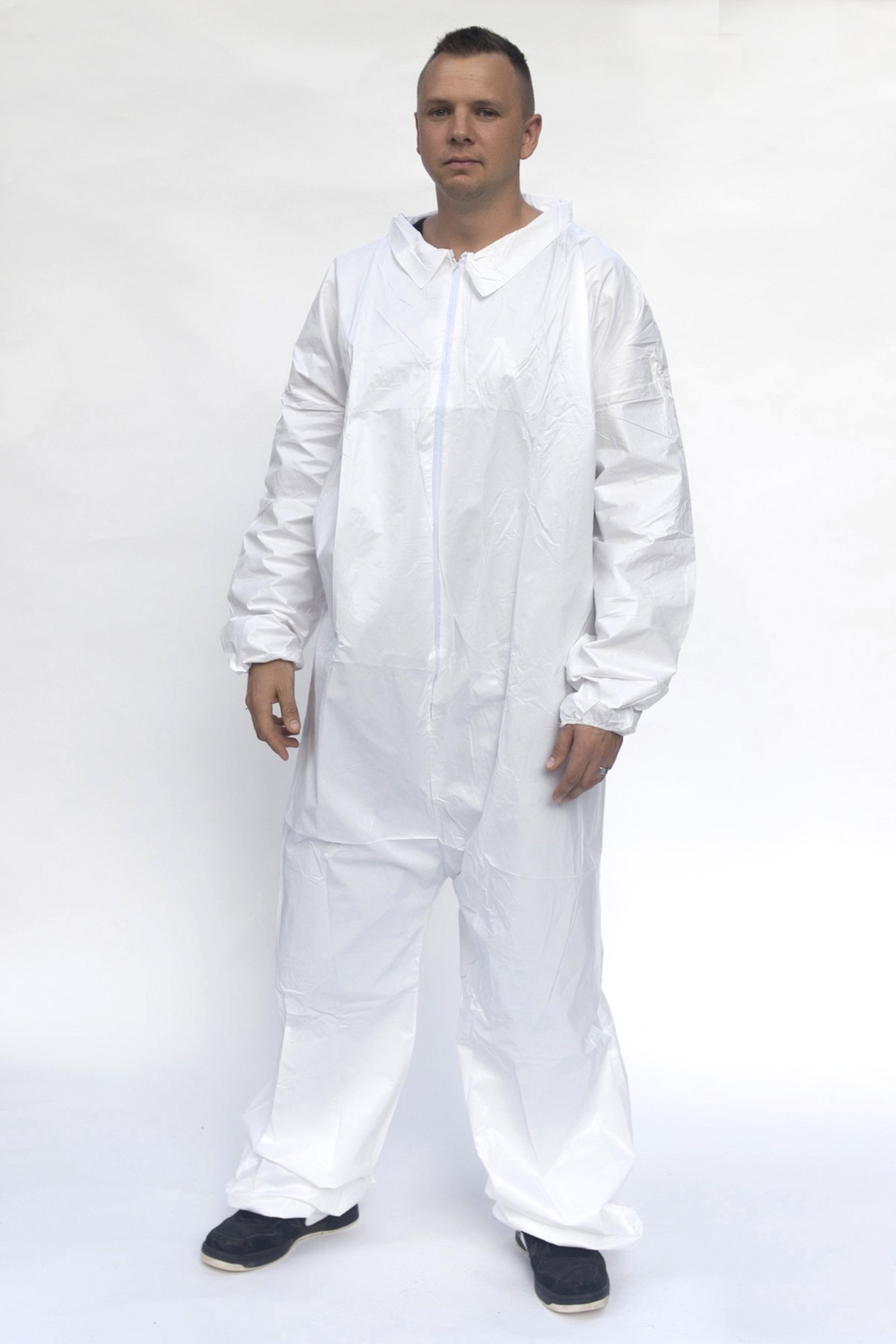 ERB 14799 Safety PC125 Coveralls - Medium Size, White Disposable Protective Workwear for Construction, Painting & Industrial Use