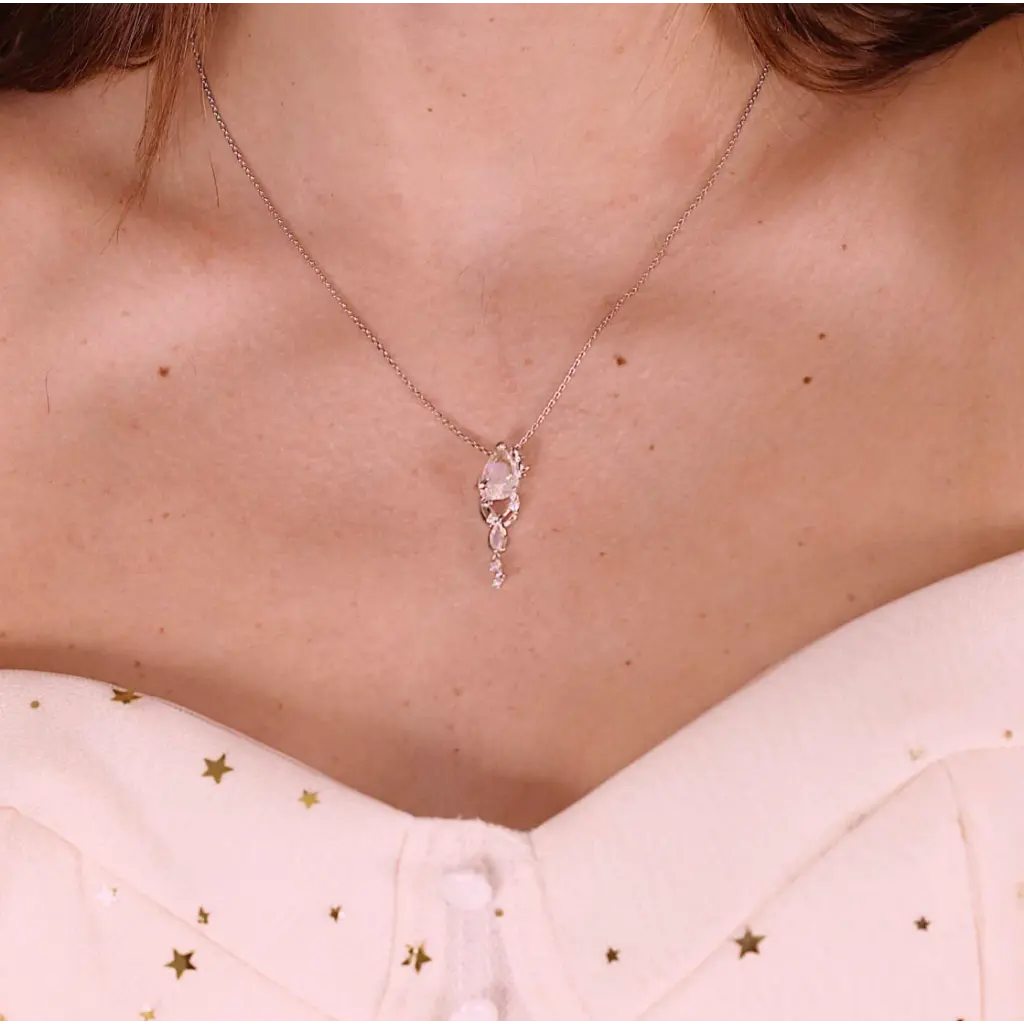 Luell Pendant Necklace - Elegant Minimalist Gold-Plated Jewelry for Women | Perfect for Everyday Wear, Date Nights & Special Occasions