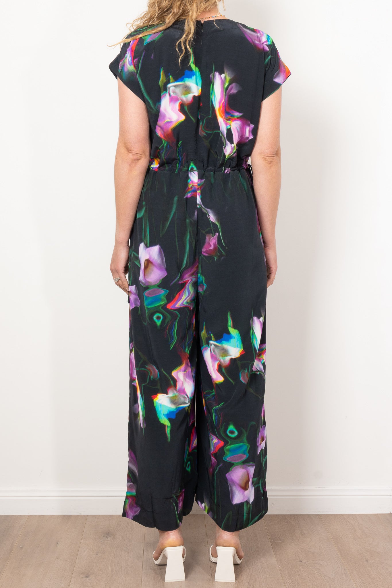 ELK Finna Jumpsuit for Women - Stylish One-Piece Romper with Pockets | Perfect for Casual Outings, Beach Vacations & Summer Fashion