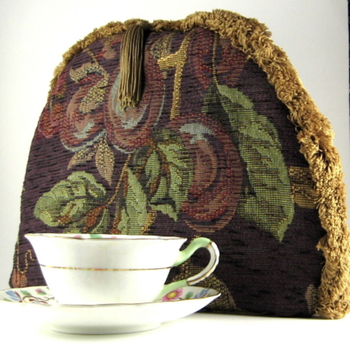 Purple Tea Cozy with Padded Tapestry - Grape & Brown Sugar Design - Perfect for Tea Parties & Cozy Kitchen Decor
