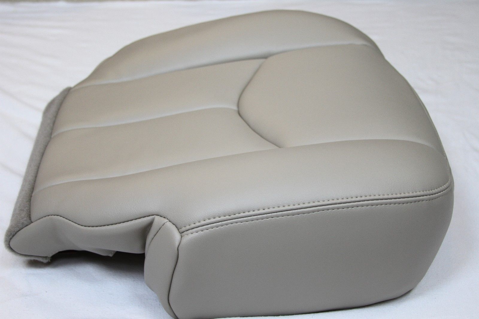 2003-2006 GMC Yukon Light Tan Vinyl Seat Cover - Driver Bottom Replacement | Durable & Custom Fit for Car Interior Protection | Perfect for Daily Commute, Road Trips & Off-Road Adventures