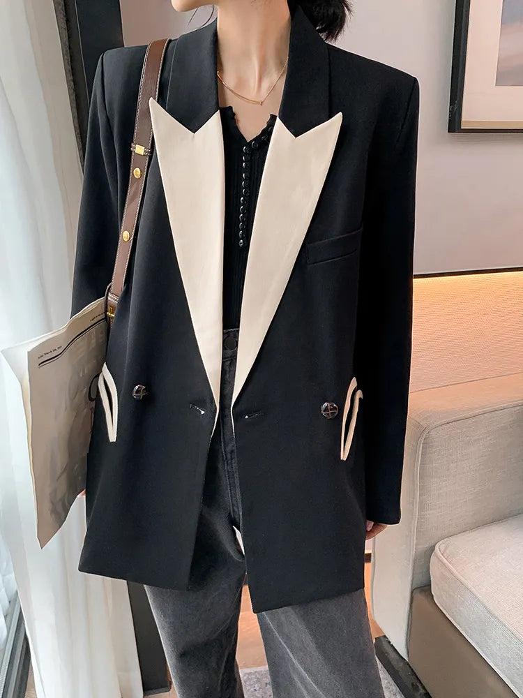 Women's Black Notched Long Sleeve Loose Blazer with Patchwork Pockets - Elegant Autumn Jacket for Office Wear, Business Casual & Fall Outfits
