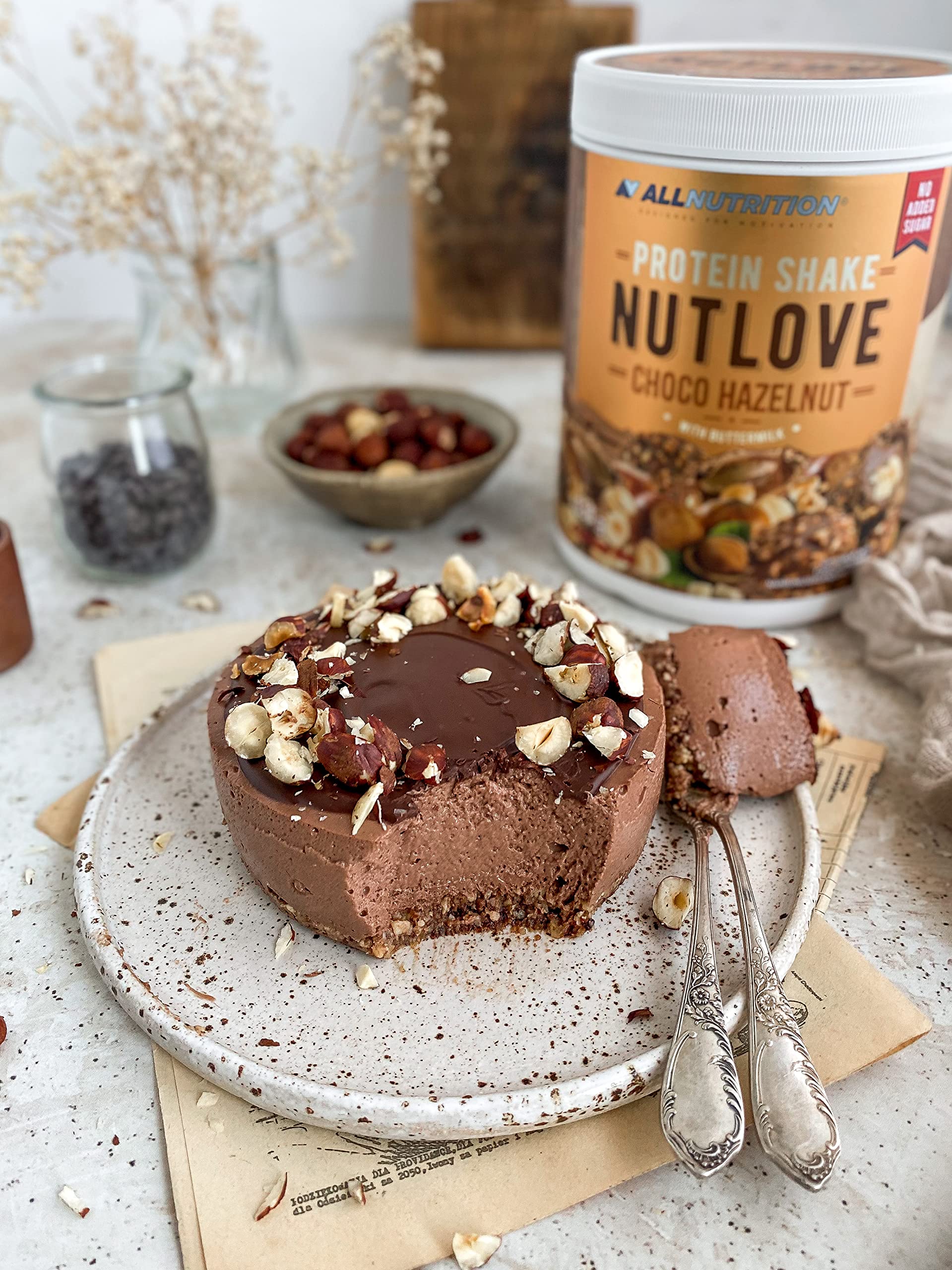 Allnutrition Nutlove Protein Shake - Chocolate Hazelnut Flavor, 630g | High Protein Meal Replacement for Weight Loss & Muscle Recovery | Perfect for Post-Workout, Breakfast or Healthy Snacking
