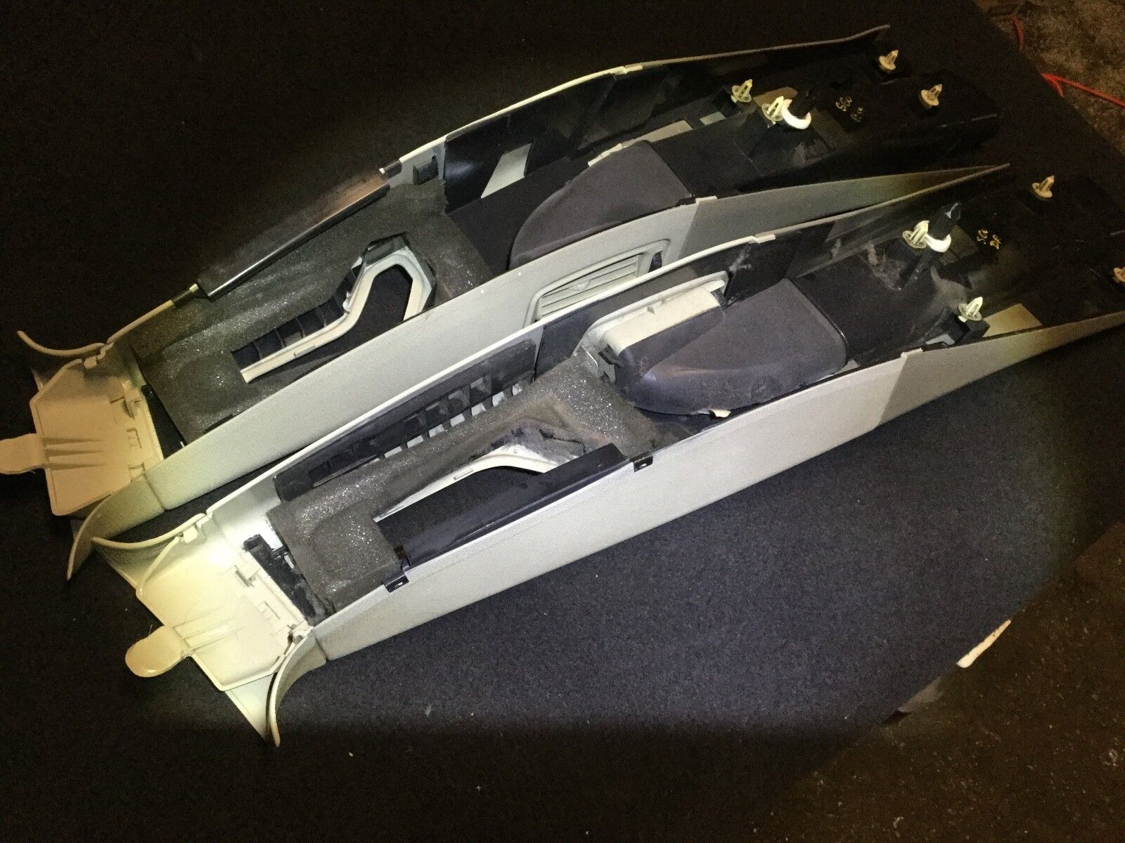 Volvo S60 Left & Right B Pillar Trim Cover Set (2pcs) - OEM Replacement Parts for Interior Door Panel Protection - Perfect for Car Repair & Customization