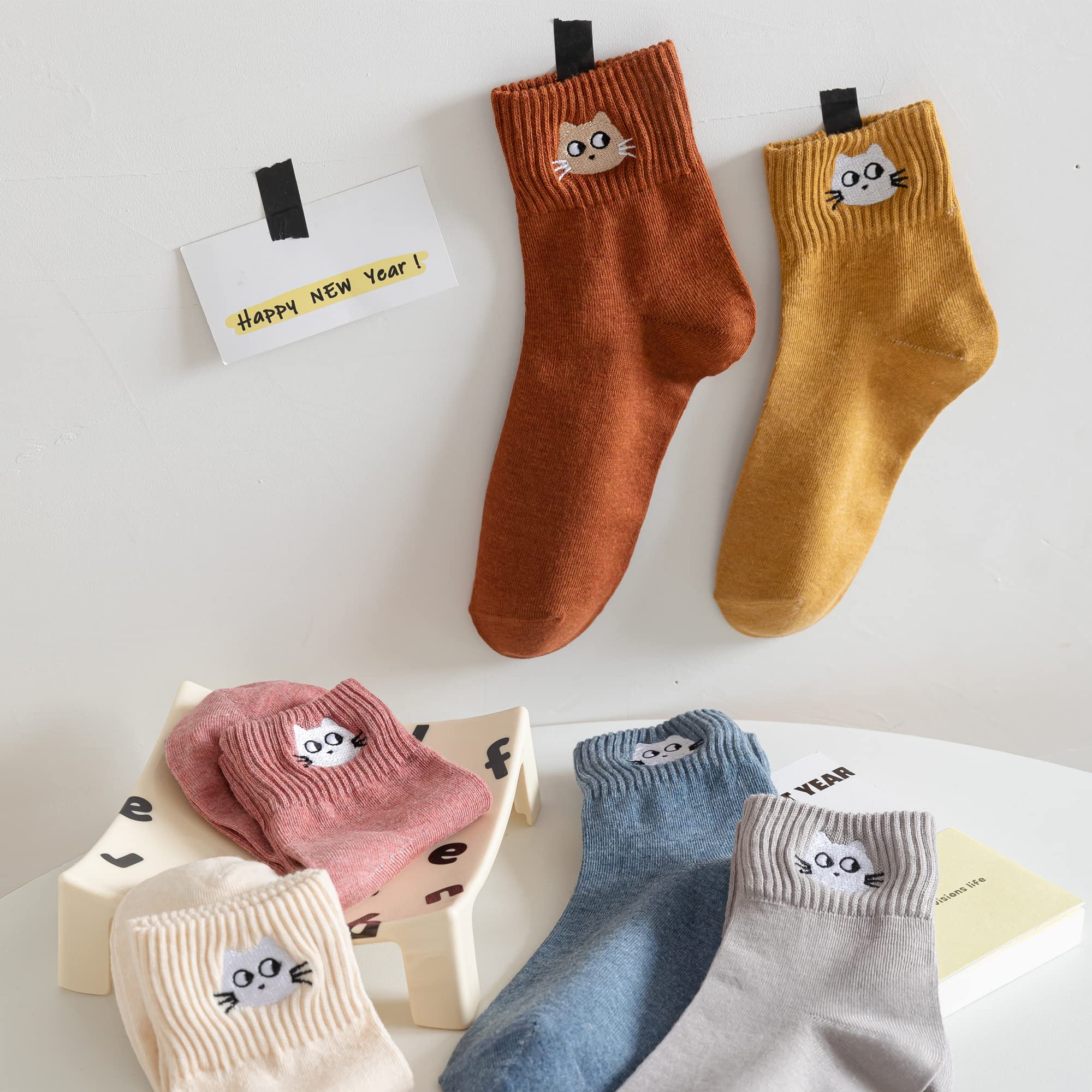 5 Pairs Women's Cat Socks - Cute Animal Ankle Socks for Cat Lovers | Funny Christmas Gifts for Her | Perfect for Casual Wear, Gifts & Cat-Themed Parties