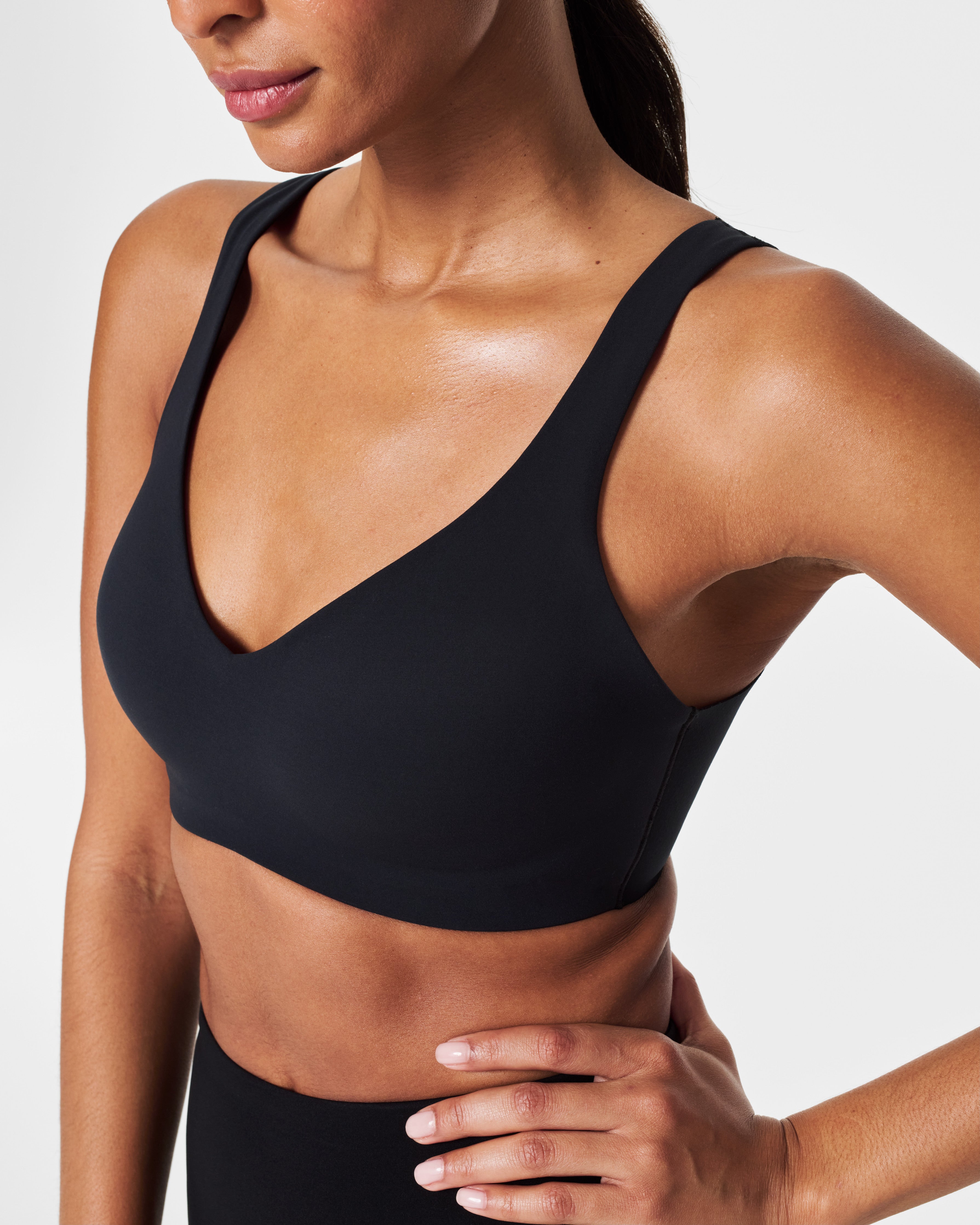 SPANX® FlexFeel Low Impact Sports Bra - Comfortable & Supportive Workout Bra for Yoga, Running & Gym - Perfect for Active Women