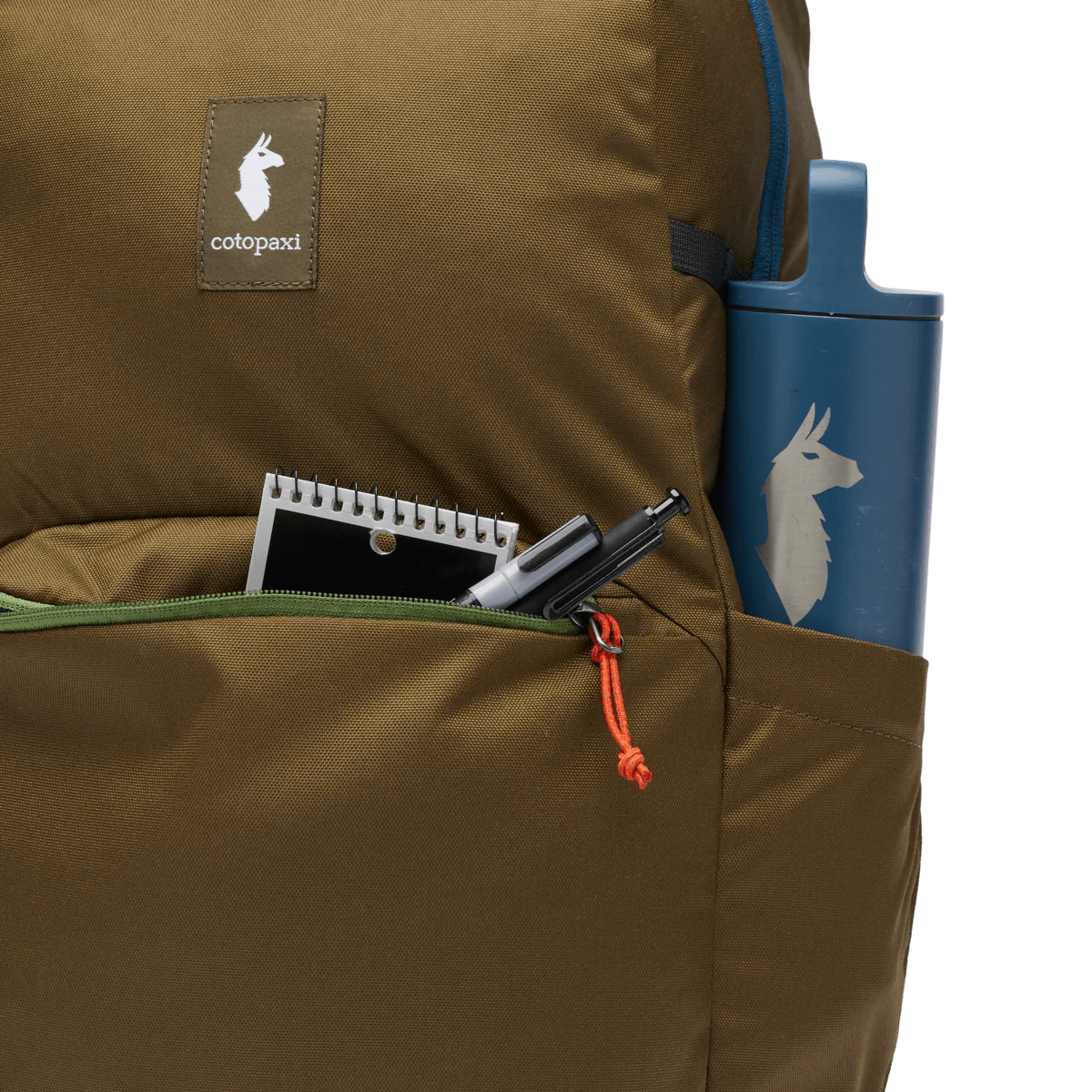 Cotopaxi Chiquillo 26L Backpack - Lightweight Durable Daypack for Hiking, Travel & Everyday Use - Water-Resistant Cada Día Collection in Live Oak Green