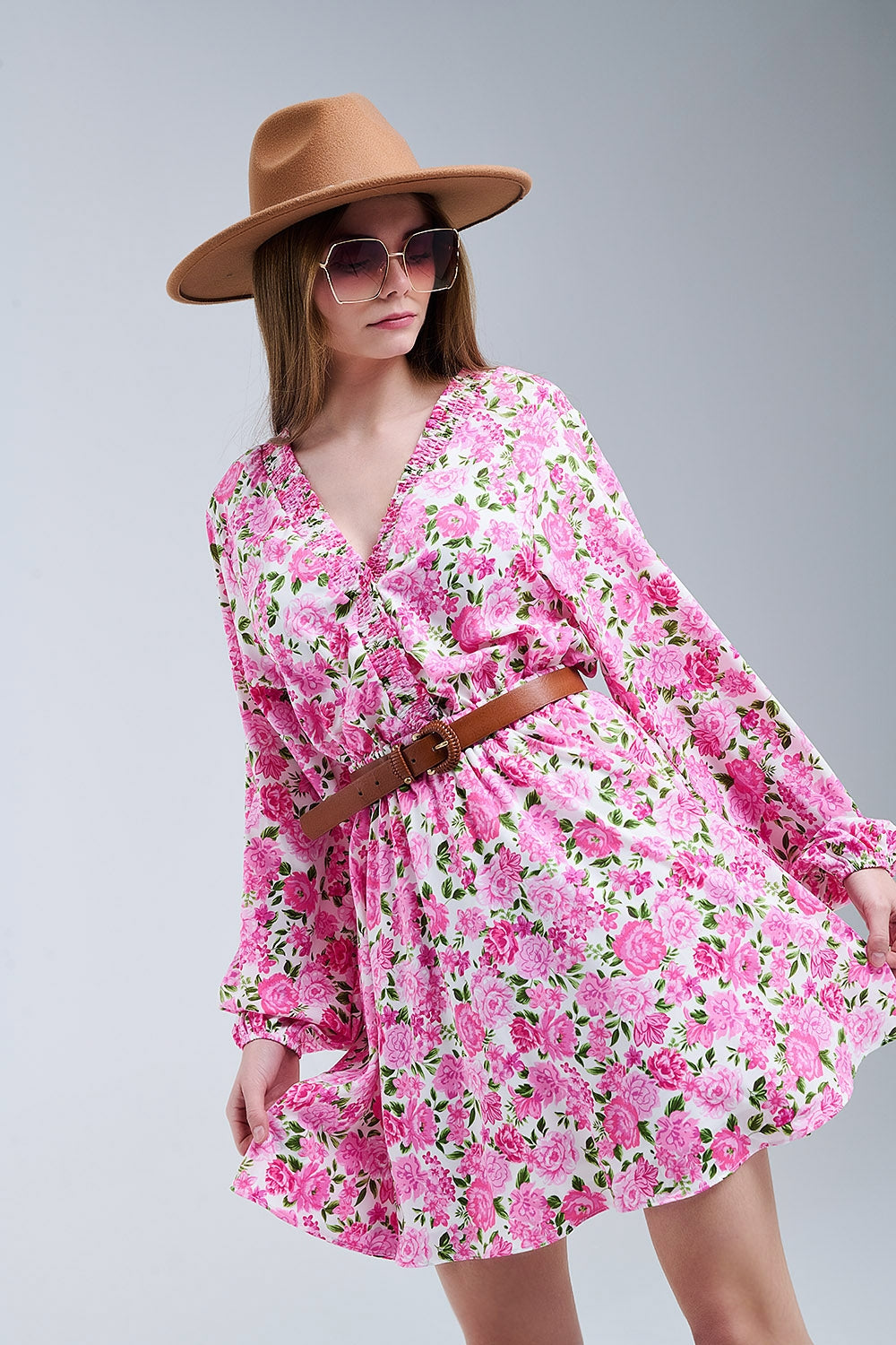 Elegant V-Neck Floral Robe with Pink Flowers and Green Accents - Perfect for Loungewear, Spa Days, and Bridal Showers