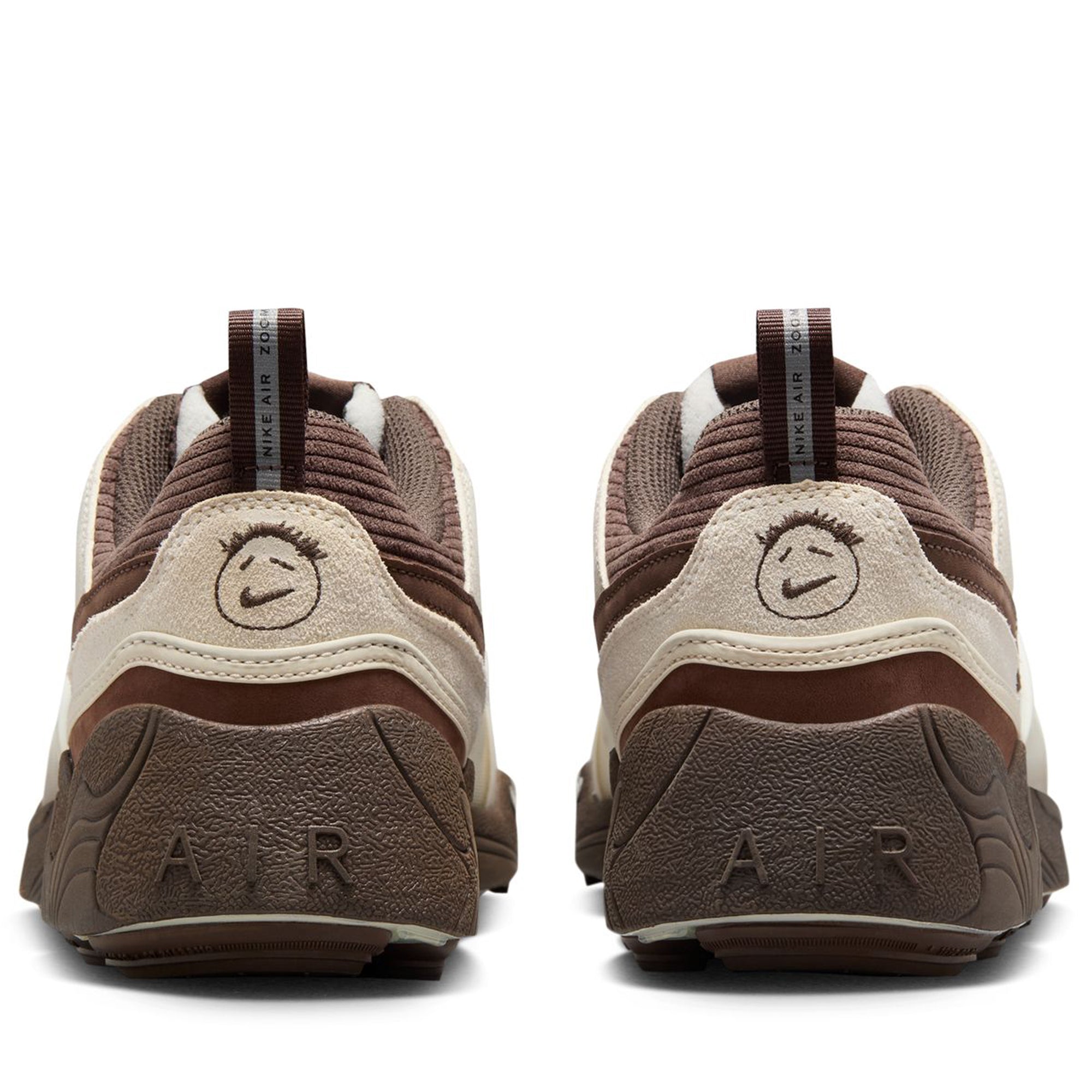 Travis Scott x Nike Zoom Field Jaxx Sneakers - Leche Blue/Baroque Brown - Limited Edition Basketball Shoes for Streetwear & Casual Outfits