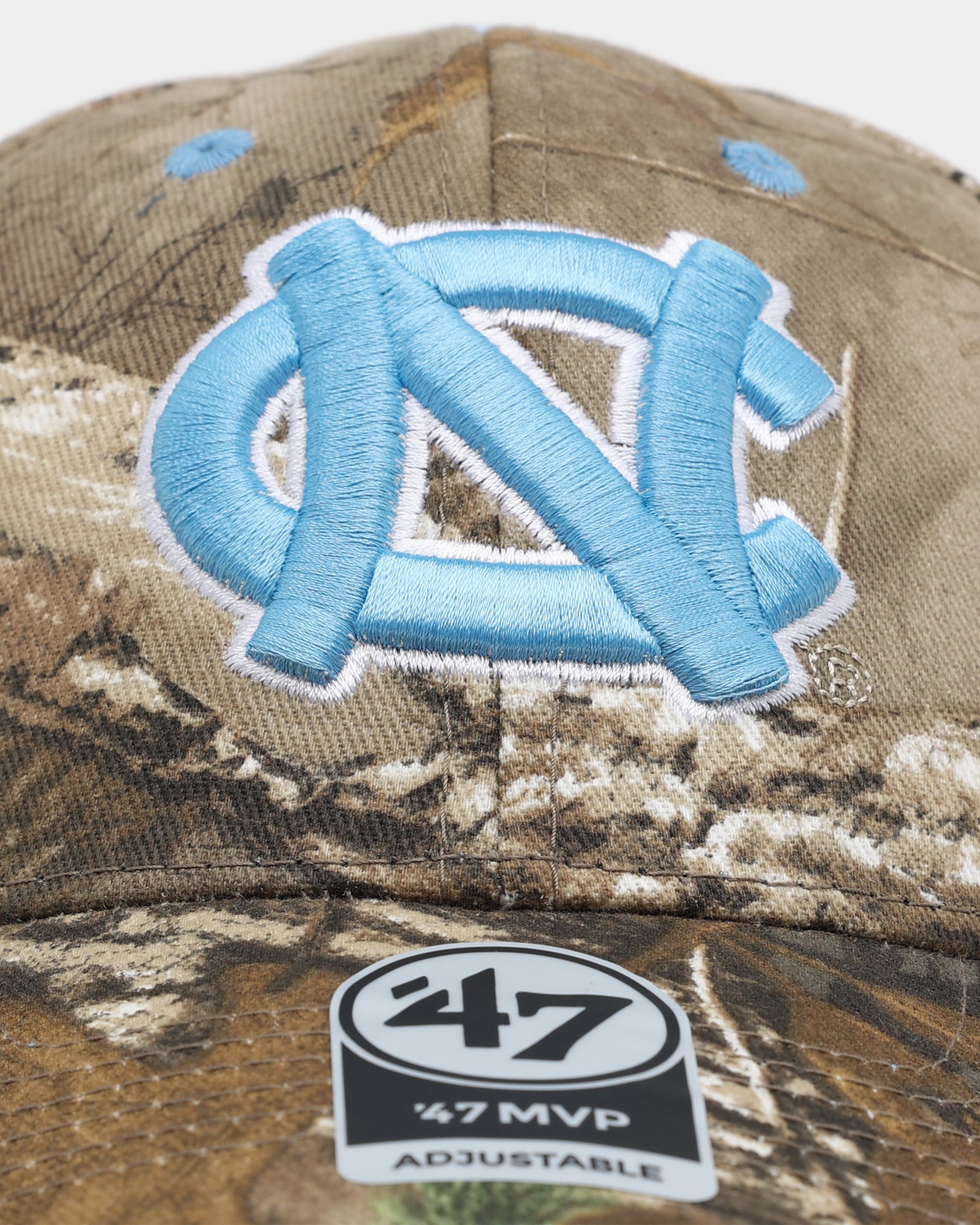 47 Brand North Carolina Tar Heels UNC '47 MVP Strapback Realtree Adjustable Hat - Official NCAA College Fan Gear for Men & Women - Perfect for Game Day, Tailgating and Outdoor Activities