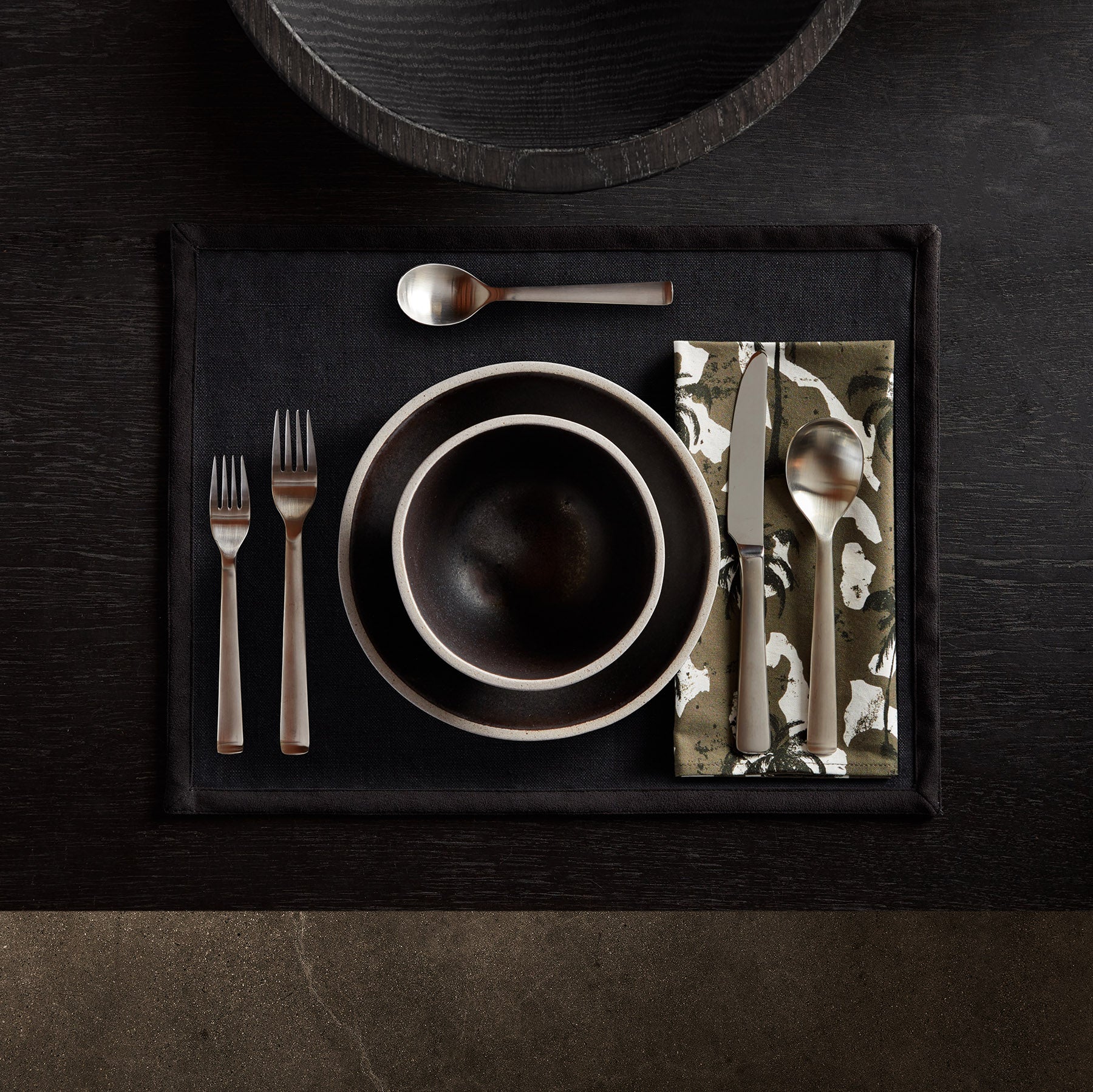 Camo Palm Print Table Napkins - Tropical Jungle Themed Disposable Napkins for Parties, Picnics & Outdoor Dining