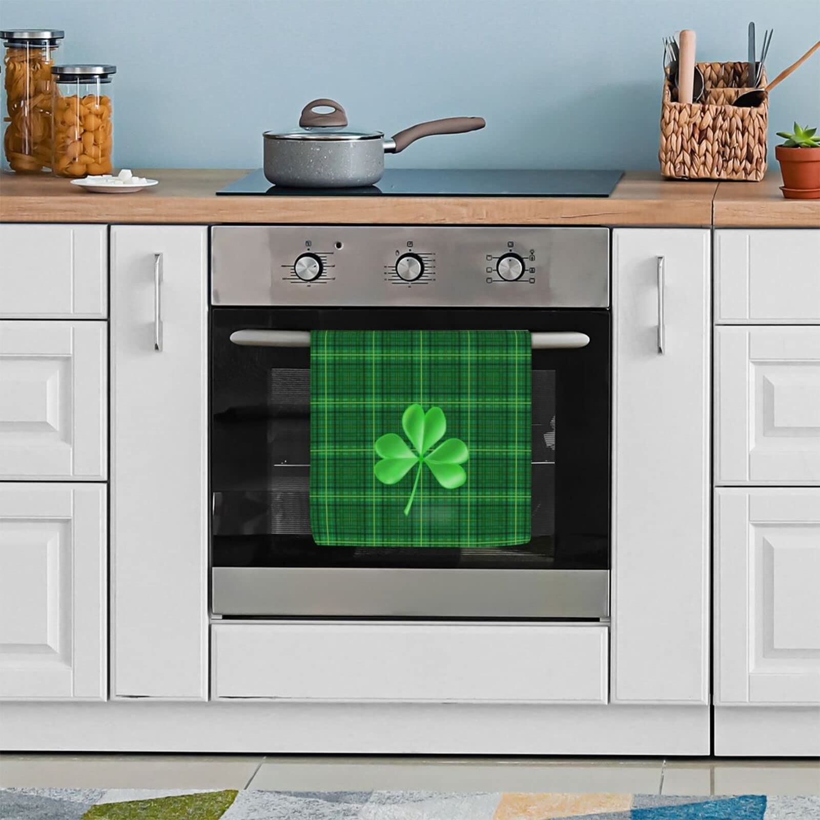 Premium Green Shamrock Plaid Dish Towels - Super Soft & Highly Absorbent Kitchen Hand Towels for St. Patrick's Day Decor - 15.7x27.5 Inch Multipurpose Towels for Home, Bathroom, Hotel, Gym & Spa - Perfect for Irish-Themed Parties, Holiday Gifts & Cozy Farmhouse Kitchens