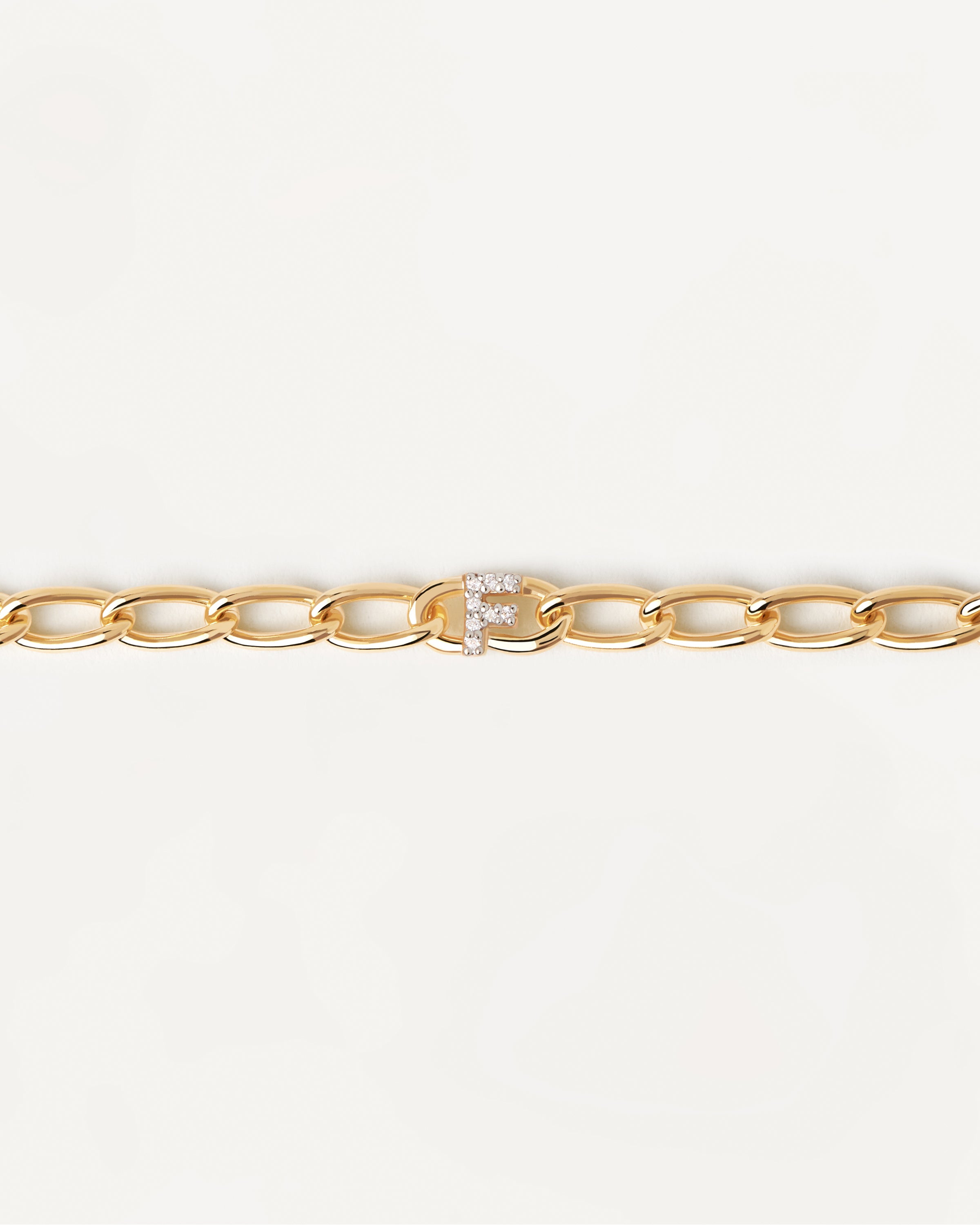 Stylish Letter F Chain Bracelet for Women - Personalized Initial Jewelry Gift for Her - Perfect for Everyday Wear, Parties & Special Occasions