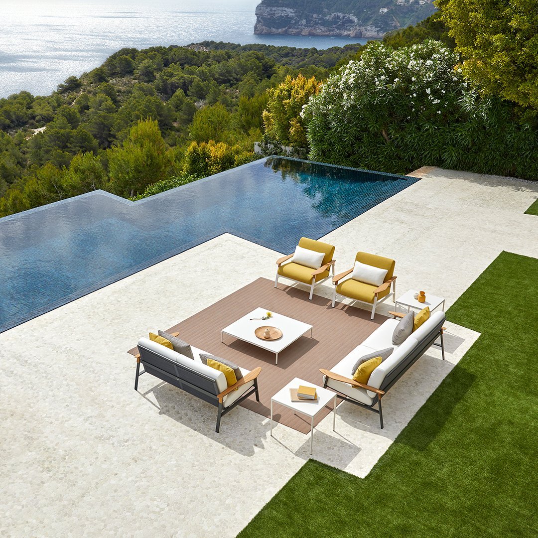 Premium 2-Seater Outdoor Sofa Set for Patio, Garden, or Balcony - Weather-Resistant & Comfortable City Outdoor Furniture for Relaxing Outside