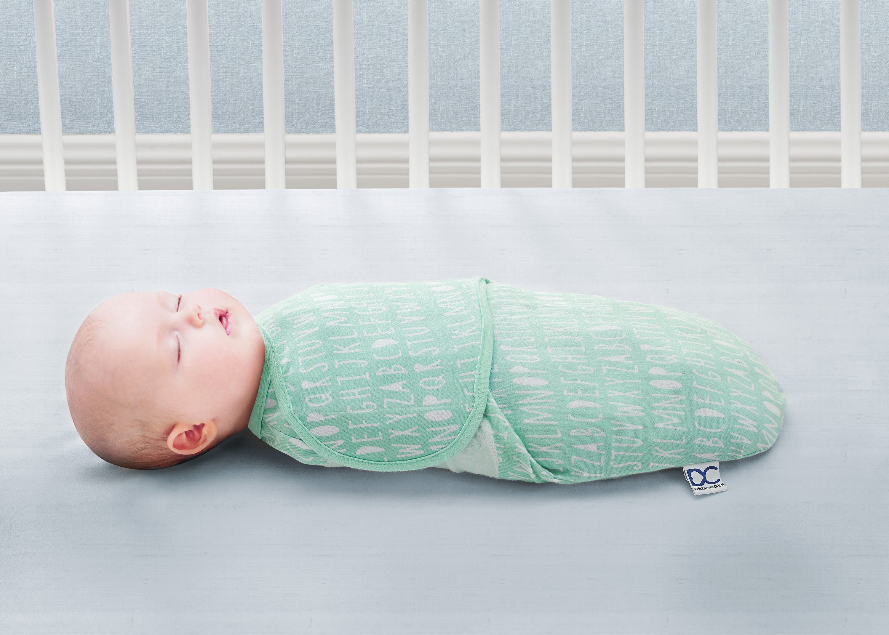 Little Lambs Adjustable Swaddle Wrap for Newborns - Extra Small Size (0-3 Months, 4-7 lbs) - Soft Baby Swaddle Blanket for Safe & Comfortable Sleep, Perfect for Nursery, Travel & Gifts