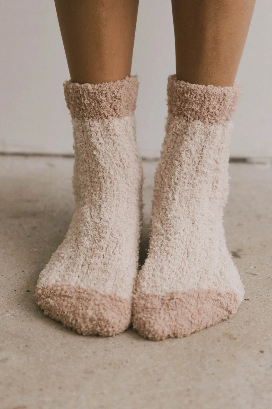 Soft Fuzzy Contrast Socks in Tan - Cozy Winter Socks for Women & Men - Perfect for Home, Office & Outdoor Activities