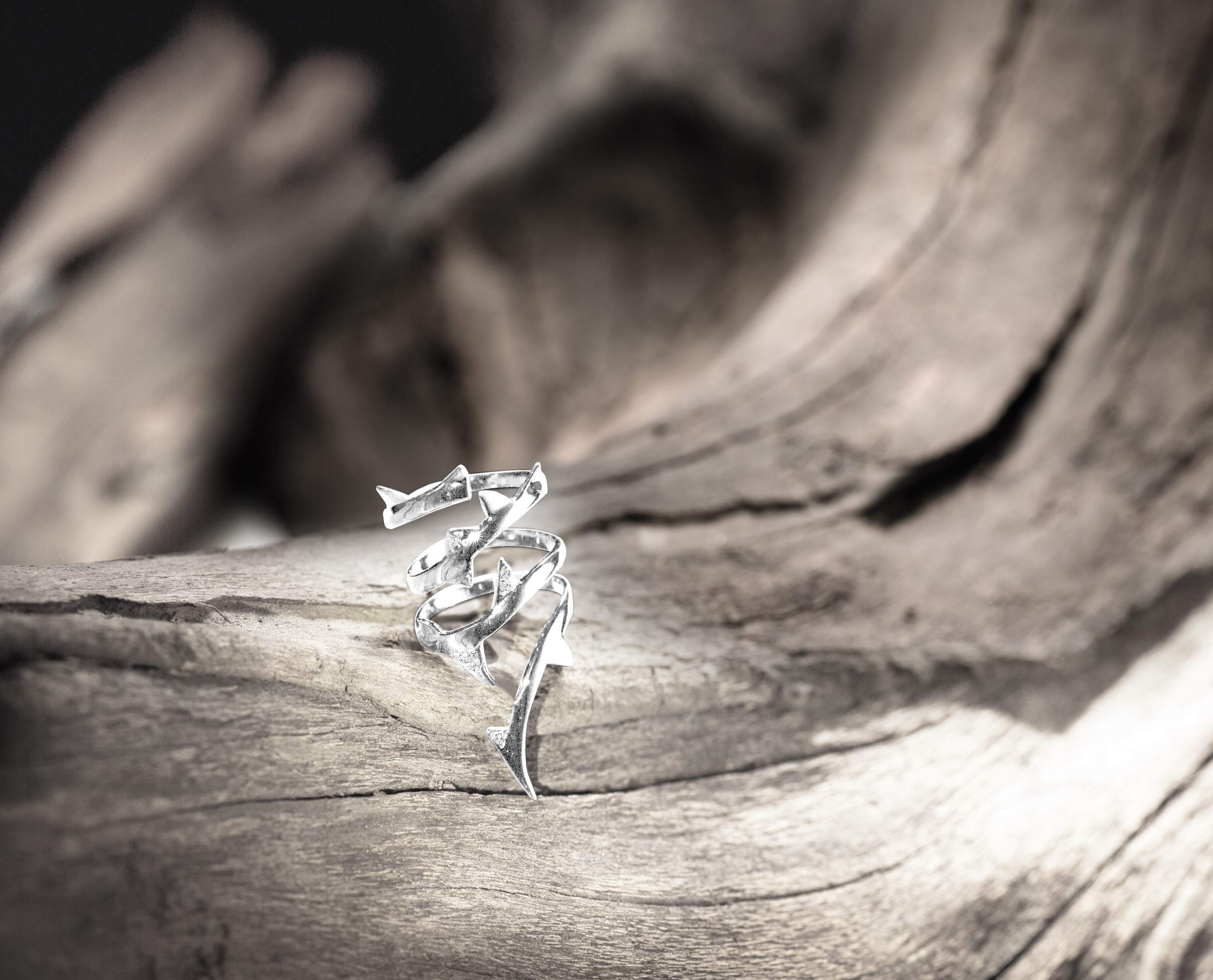 Majade Handmade 925 Sterling Silver Diamond Crown of Thorn Full Finger Ring - Gothic Nature Inspired Wiccan Jewelry, Pagan Right Hand Statement Ring for Witchy Aesthetic & Dark Fashion Lovers