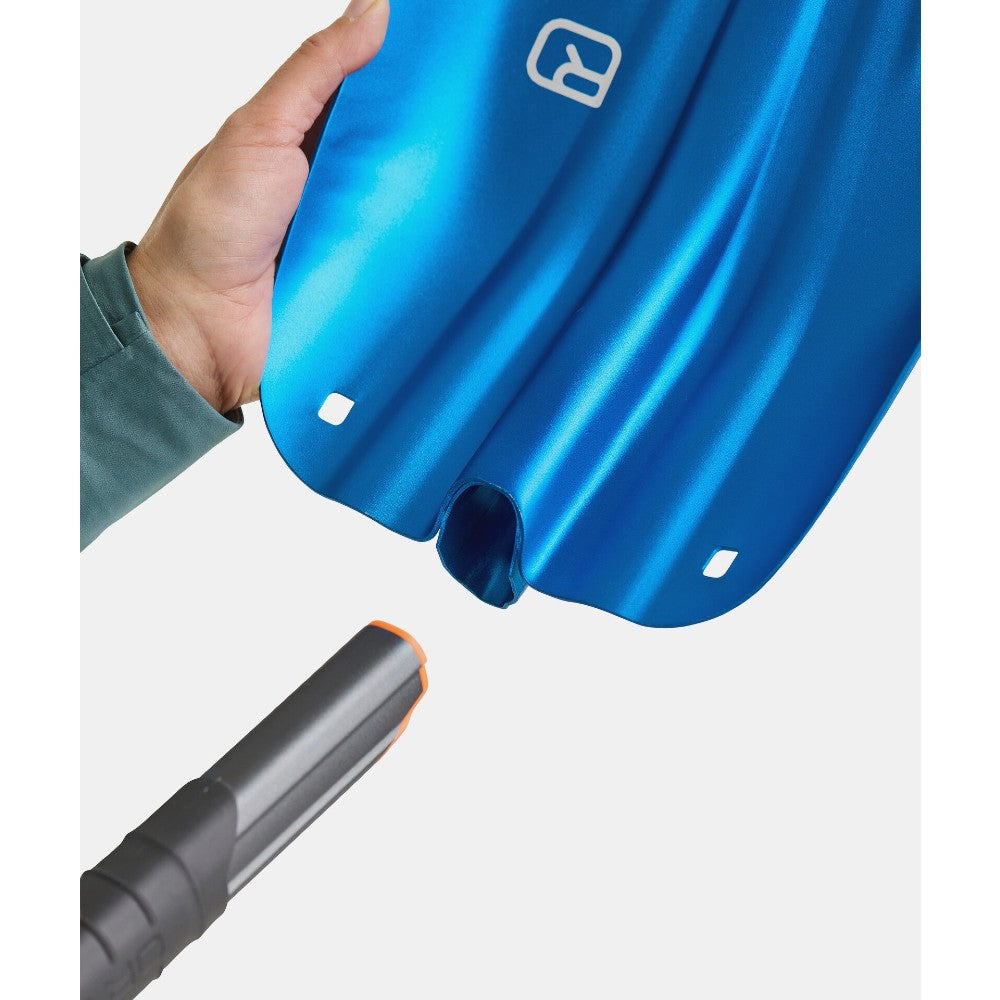Ortovox Shovel Pro Alu III - Lightweight Aluminum Avalanche Shovel for Snow Safety & Backcountry Skiing - Perfect for Mountaineering, Ski Touring & Emergency Rescue