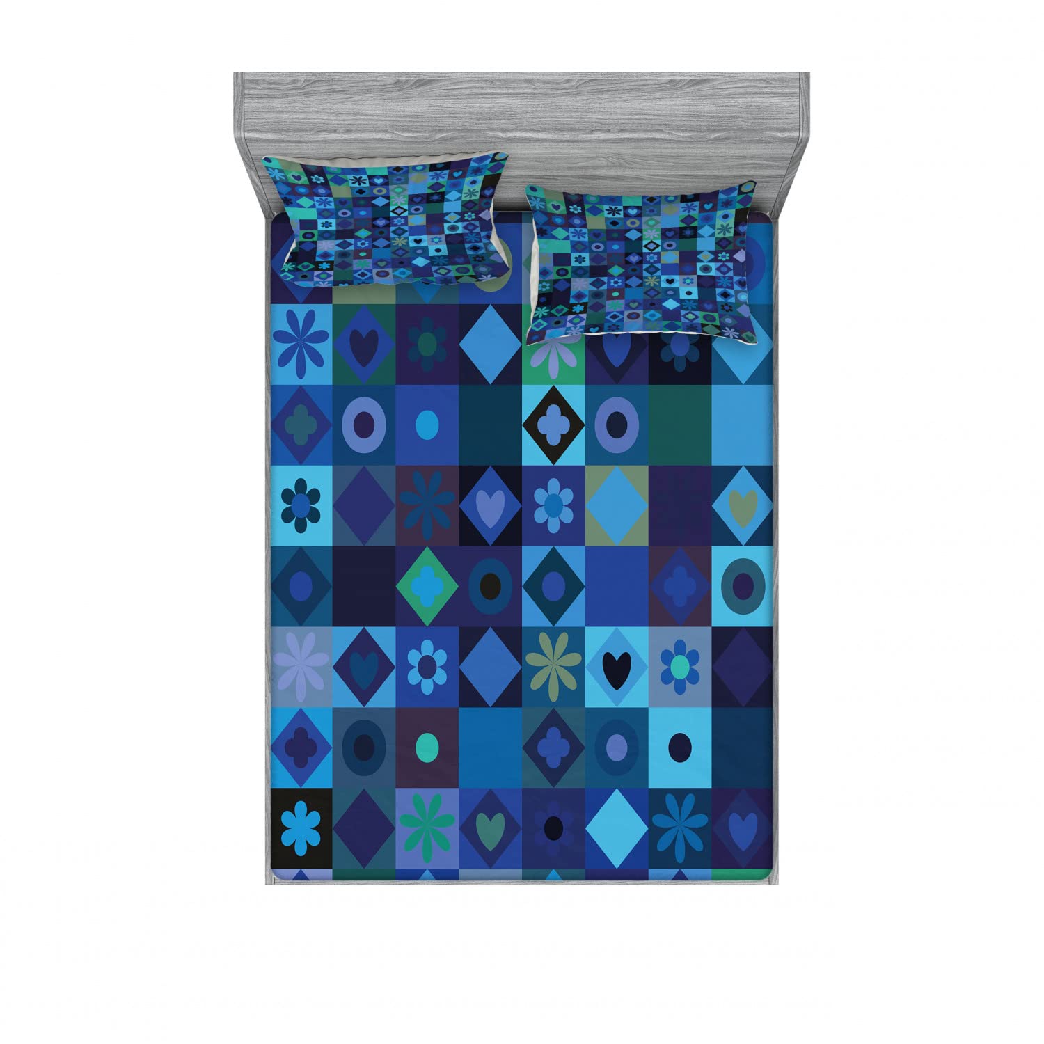 Ambesonne 2-Piece Queen Size Fitted Sheet Set with 4 Pillow Shams - Playing Cards Pattern in Fern Green & Purple - Soft Bedding for Guest Rooms, Game Themed Bedroom Decor, Casino Night Party Supplies