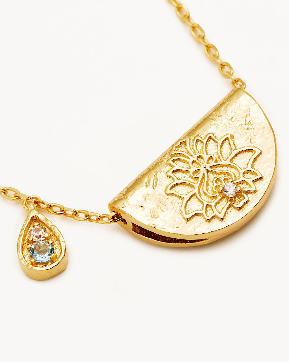 18K Gold Vermeil Lotus Birthstone Necklace - March Aquamarine Pendant for Women | Elegant Jewelry Gift for Birthday, Anniversary & Special Occasions | Perfect for Everyday Wear & Formal Events