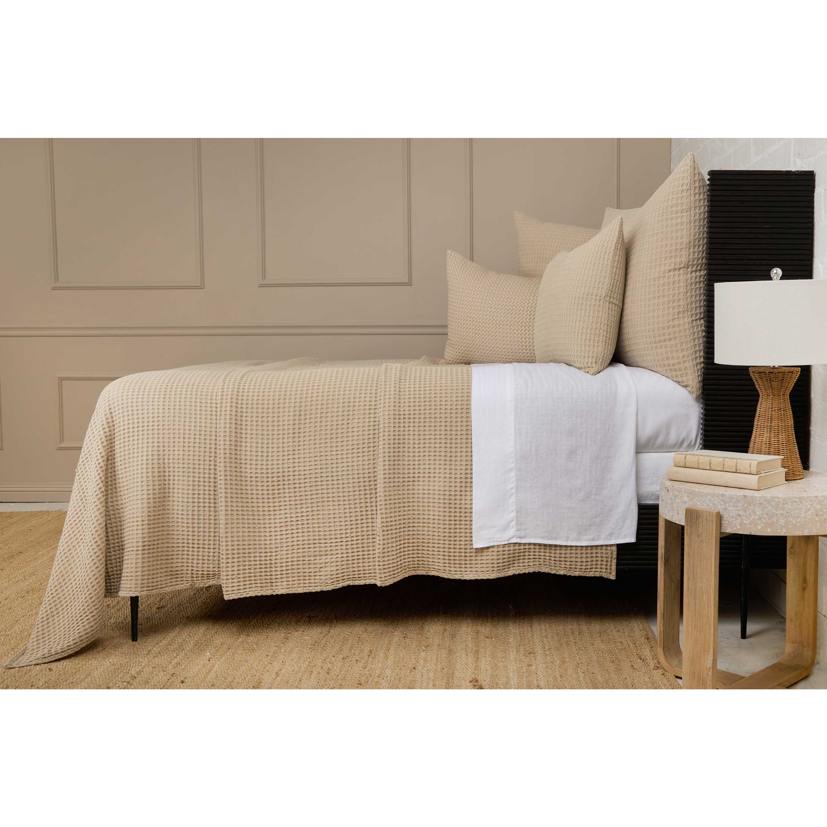 Premium Zuma Blanket Collection - Ultra Soft & Cozy Throw Blankets for Bed, Couch & Travel - Perfect for Home Decor, Gifts & Cold Weather Comfort