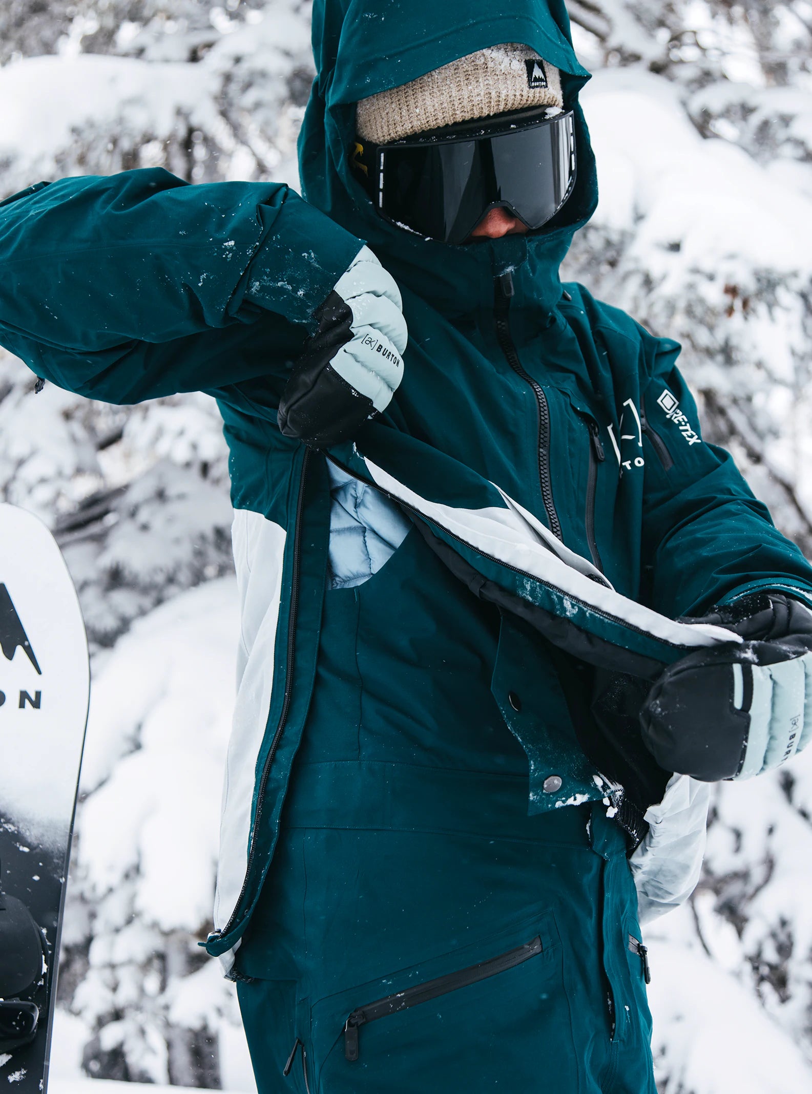 Burton AK GORE-TEX Velocity Anorak Jacket 2025 - Waterproof & Breathable Snowboard Outerwear for Men & Women | Perfect for Skiing, Snowboarding & Winter Adventures