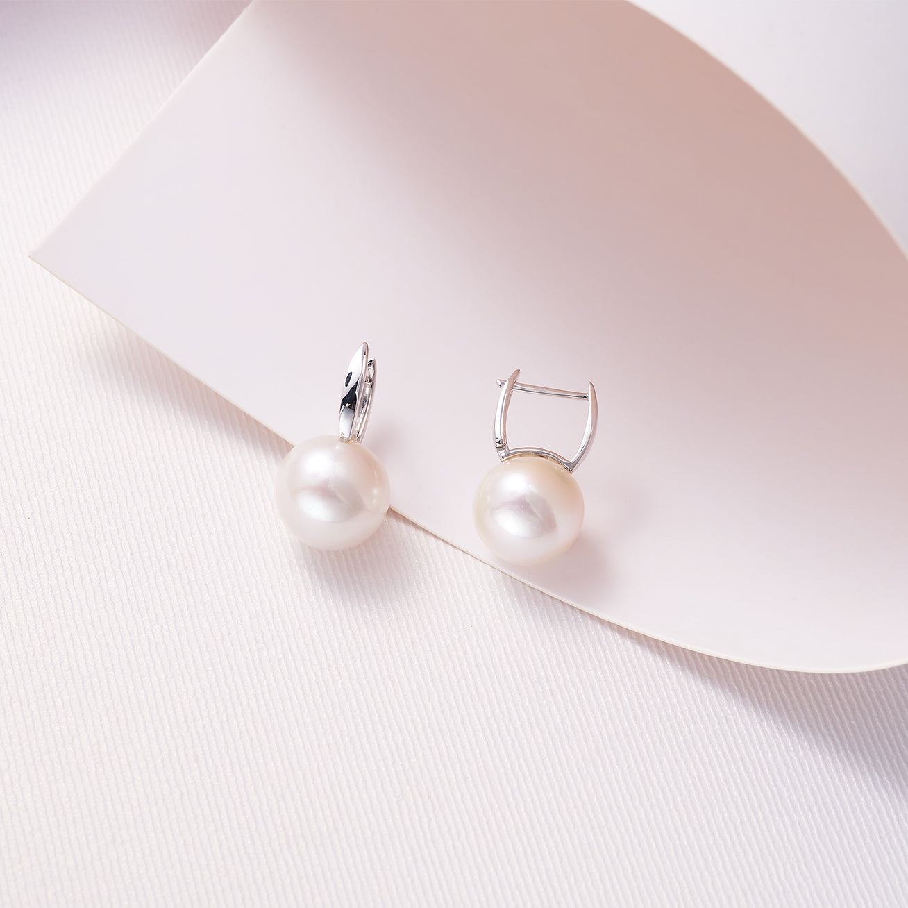 18K Solid Gold Edison Pearl Earrings for Women - Classic Stud Earrings for Daily Wear, Gift Giving & Special Occasions - KE00188