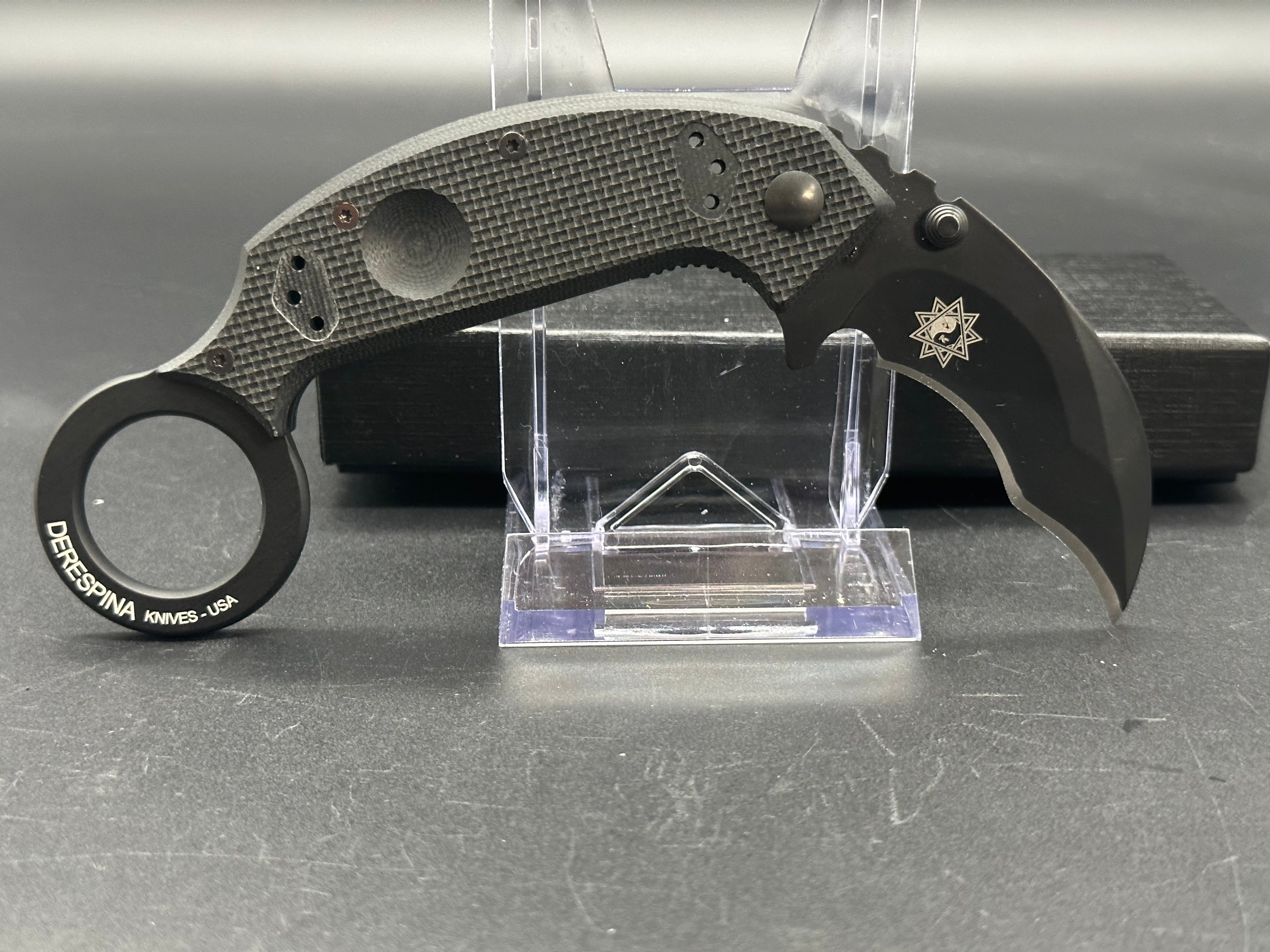 Fox Derespina Karambit Knife - High-Quality Tactical Folding Knife for Outdoor Survival, Camping & EDC - Perfect for Hunting, Hiking & Self Defense