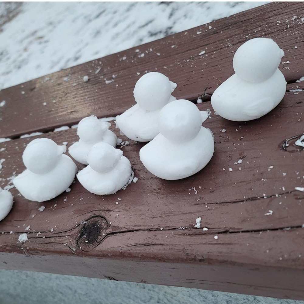 Durable Snowball Maker Tool with Handle for Kids & Adults - Cartoon Duck Design for Winter Outdoor Play - Perfect for Snowball Fights, Snowman Building & Family Fun Activities