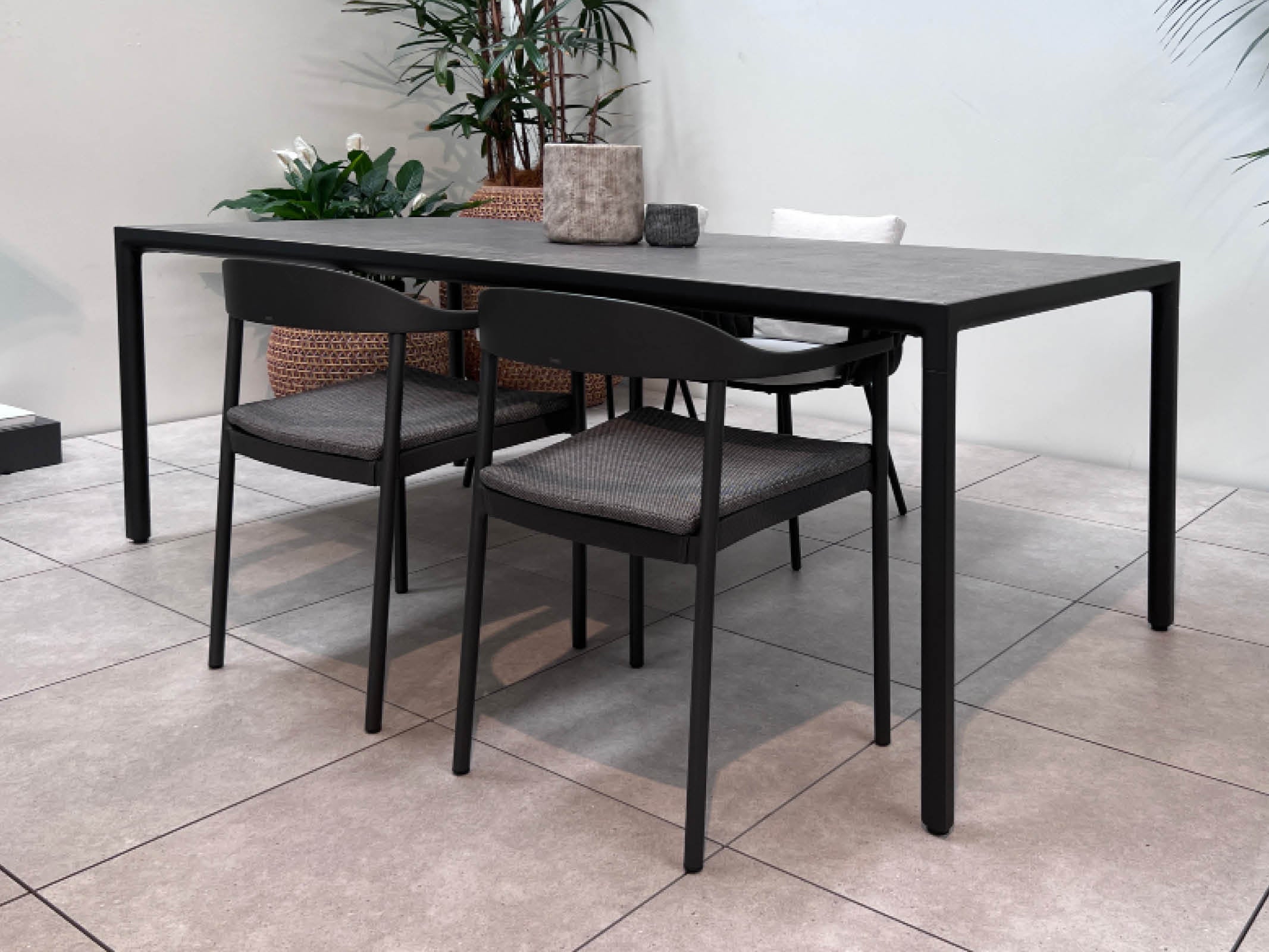 Illum Table - Modern LED Side Table with Touch Control & USB Charging - Perfect for Bedroom, Living Room, and Office Decor