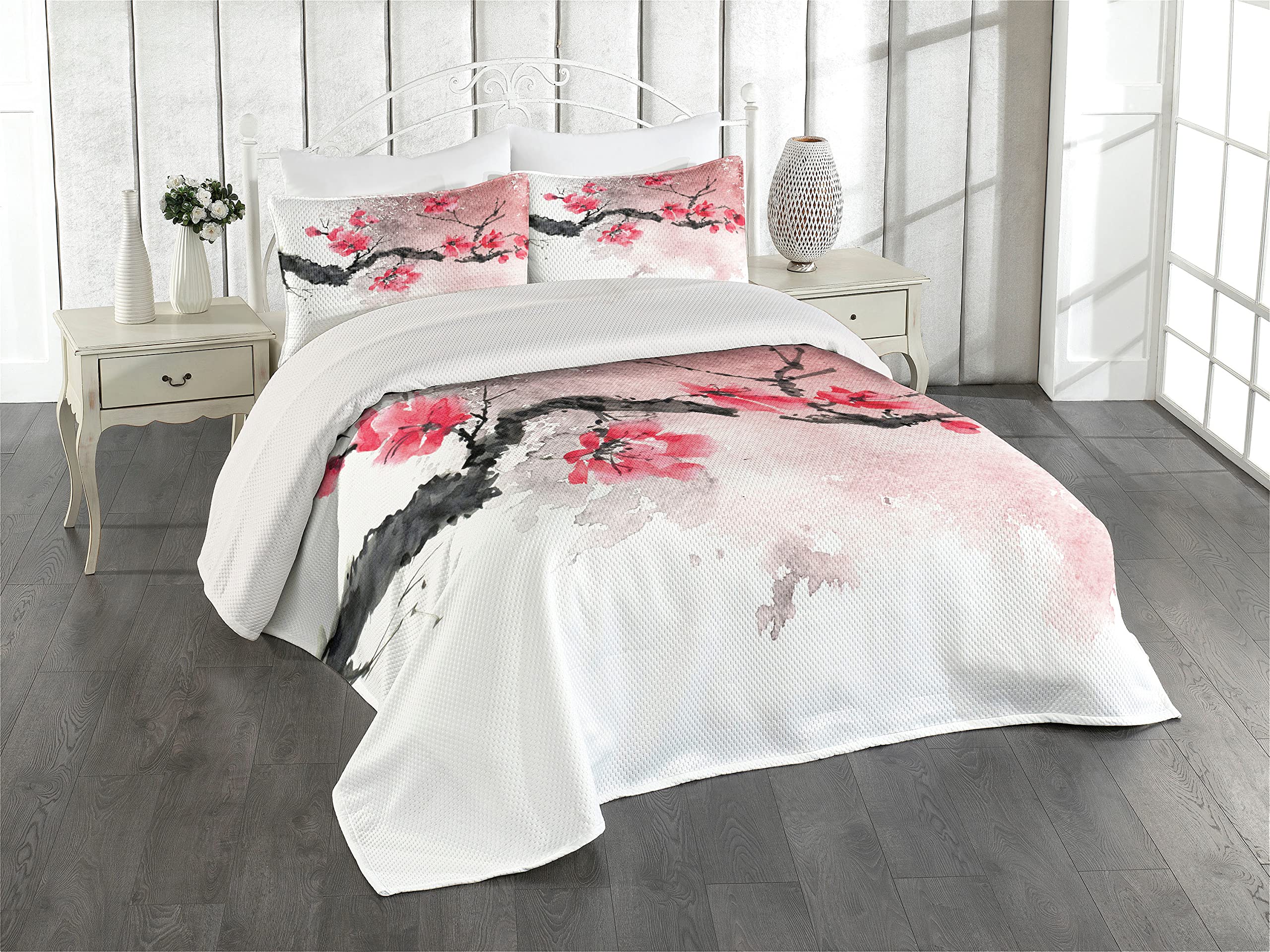 Ambesonne Floral Quilt Set - Watercolor Splash Floral Branch Design, 3-Piece King Size Bedspread with 2 Pillow Shams in Dark Coral, Pale Salmon & Charcoal Grey | Elegant Bedroom Decor for Master Suite, Guest Room & Cozy Home Styling