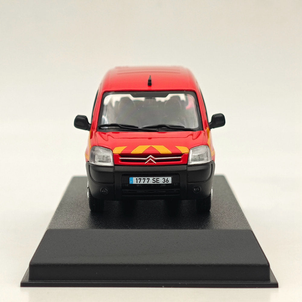 1/43 Scale Norev Citroen Berlingo 2004 Diecast Model Car - Limited Edition Red Collectible - Perfect for Display, Gifts & Car Enthusiast Collections