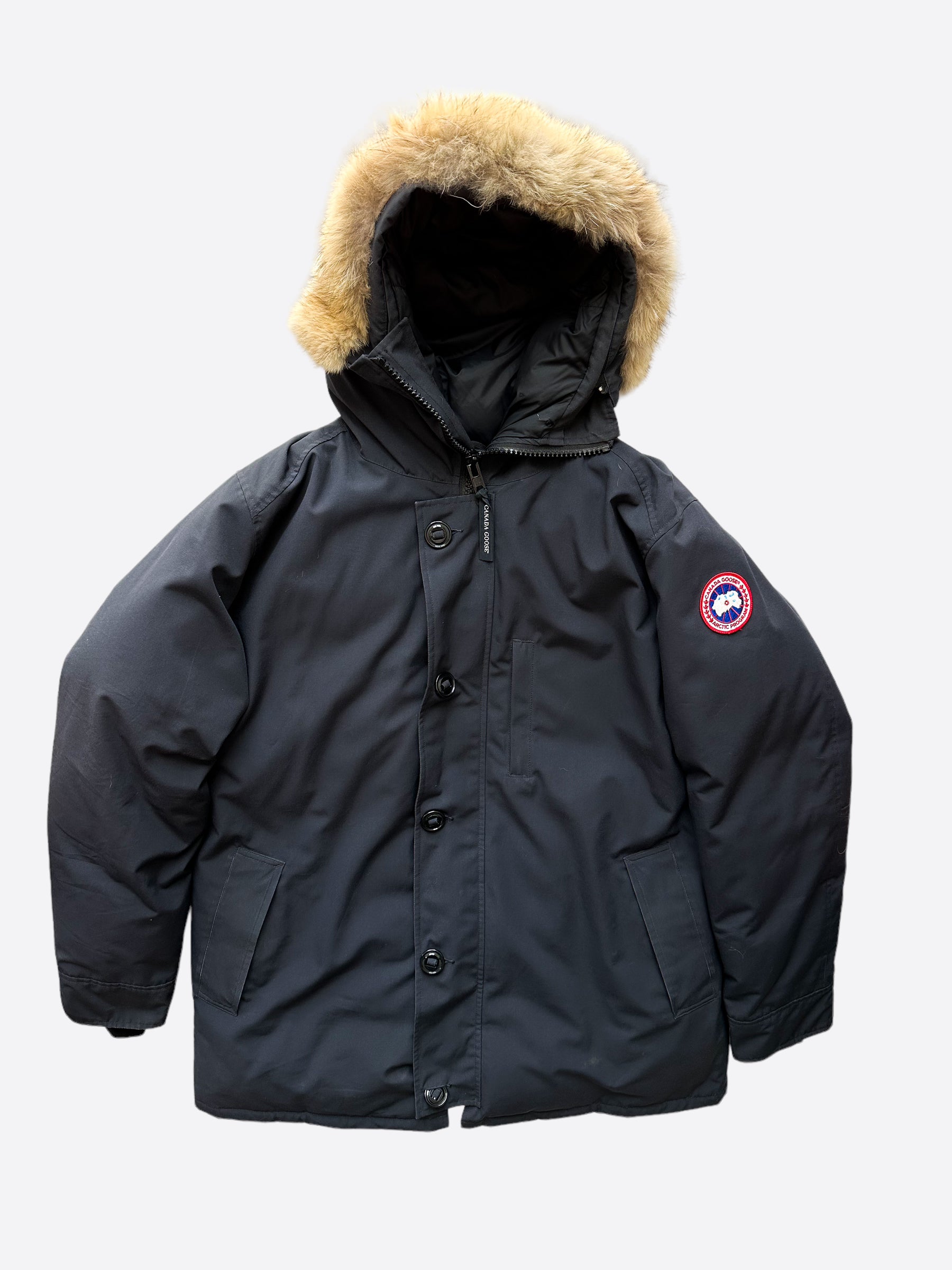 Canada Goose Navy Chateau Men's Winter Jacket - Waterproof, Windproof Parka for Extreme Cold Weather - Perfect for Snowboarding, Skiing & Outdoor Adventures