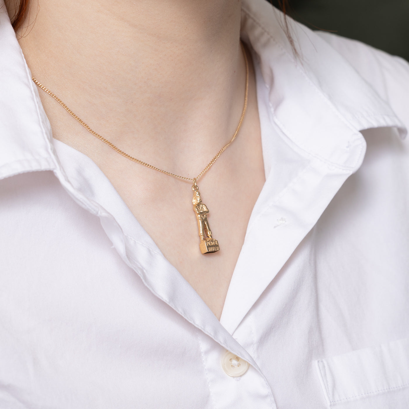 10K Yellow Gold Davis Peace River Charm Pendant - Elegant Jewelry for Necklaces & Bracelets - Perfect Gift for Birthdays, Anniversaries & Special Occasions