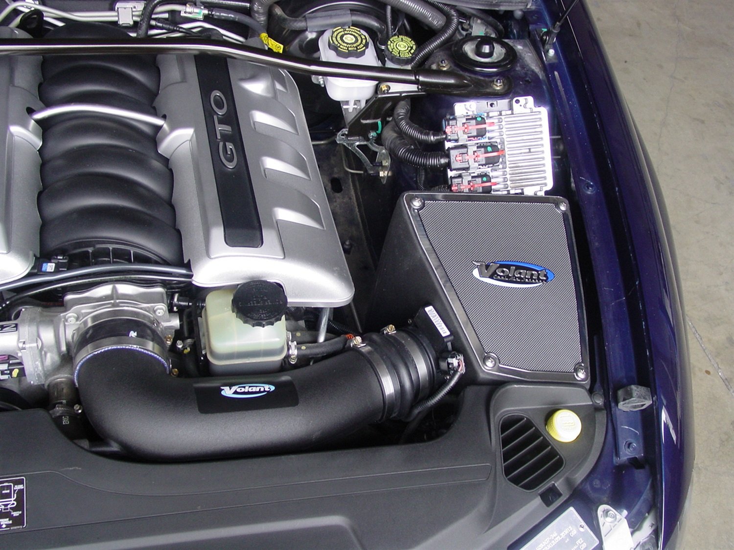 Volant 15860150 Performance Cool Air Intake Kit - High Flow Cold Air Intake System for Improved Engine Power & Fuel Efficiency | Perfect for Off-Roading, Racing & Daily Driving