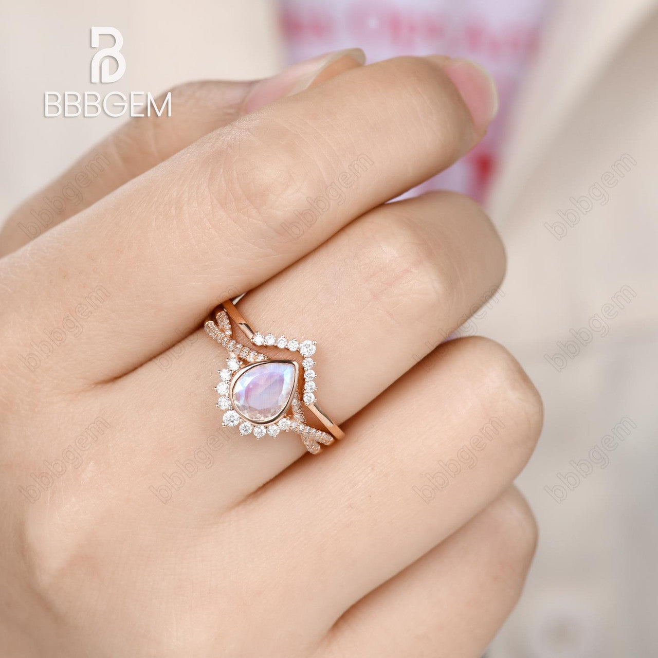 1 Carat Pear Shaped Moonstone Engagement Ring Set with Rose Gold Diamond Wedding Band - Perfect for Bridal Jewelry, Anniversary Gifts & Romantic Proposals
