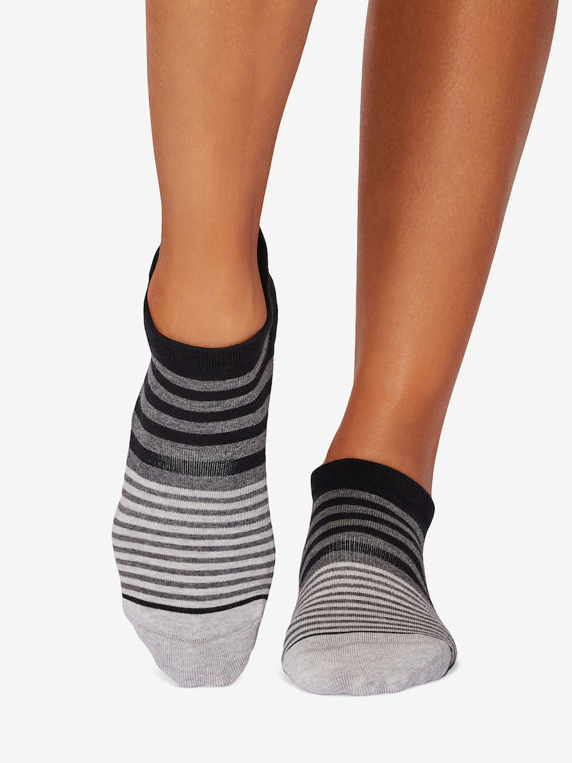 Tavi Noir Savvy Grip Socks for Women - Non-Slip Yoga, Pilates, Workout & Dance Socks - Perfect for Home, Gym, and Studio Use
