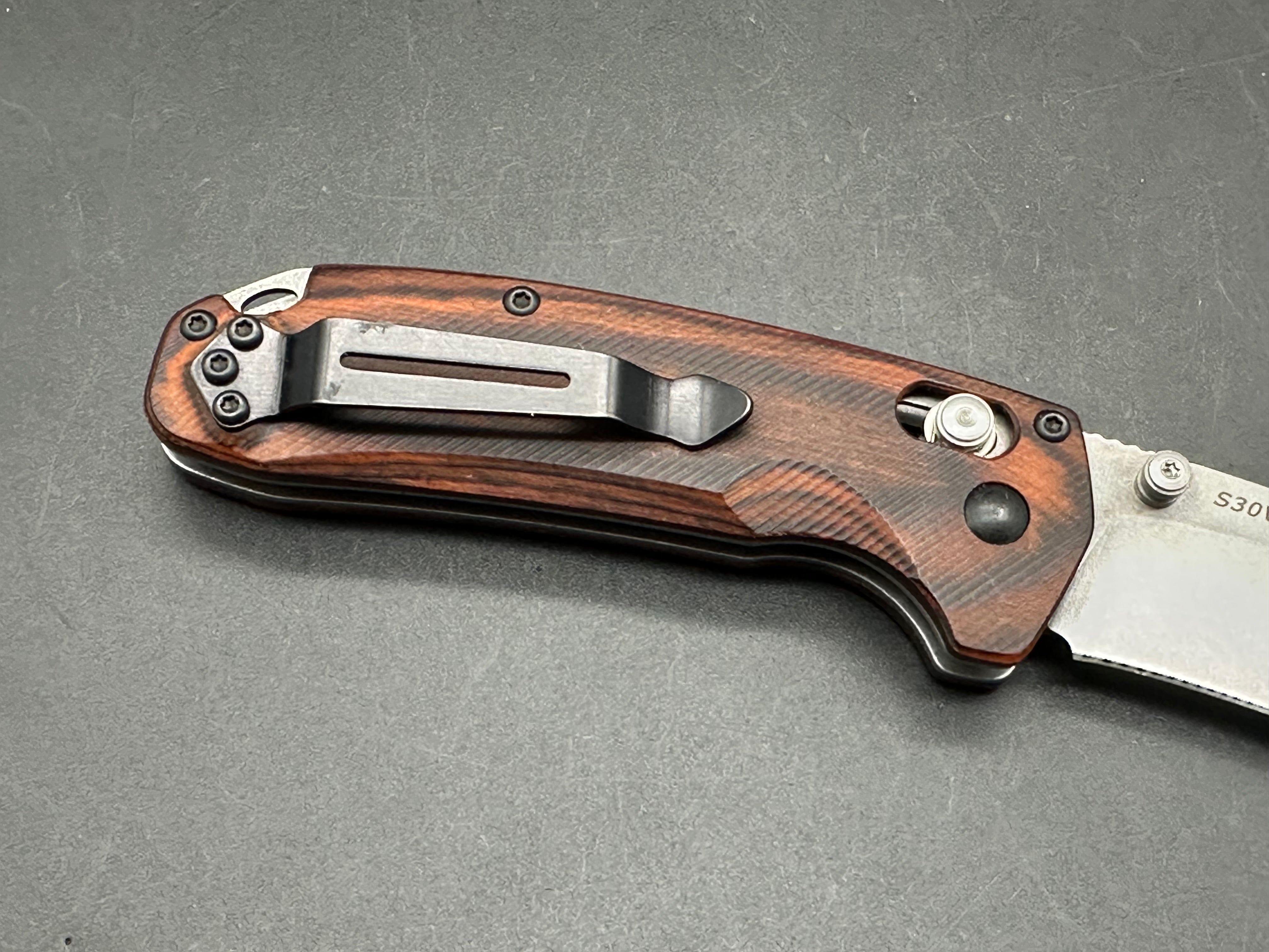 Benchmade North Fork AXIS Lock Folding Knife - D2 Steel Blade, Wood Handle - Perfect for Camping, Hunting & Outdoor Adventures