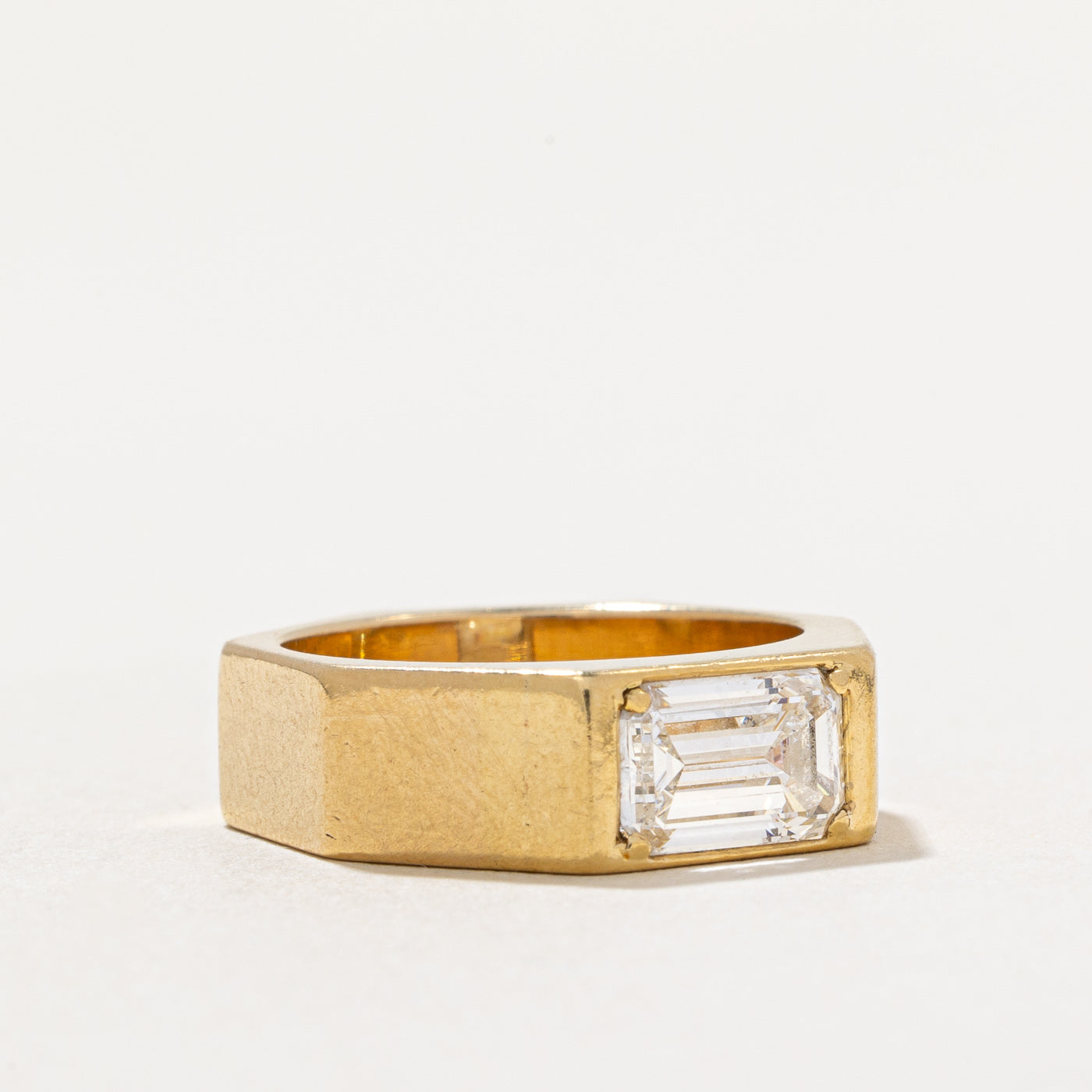 1.05ct VS1 G/H Emerald Cut Heptagon Diamond Ring - Size 4.25 - Elegant Wedding Band & Anniversary Gift for Women