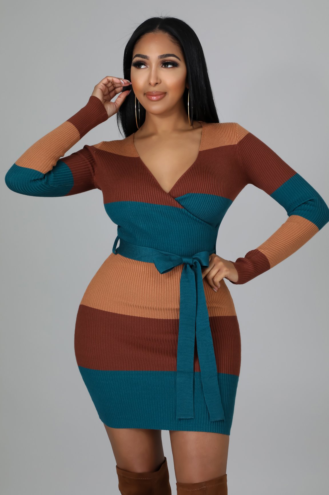 Elegant Women's Dress Size 8 - Perfect for Parties, Weddings & Special Occasions | Flattering Fit & Stylish Design