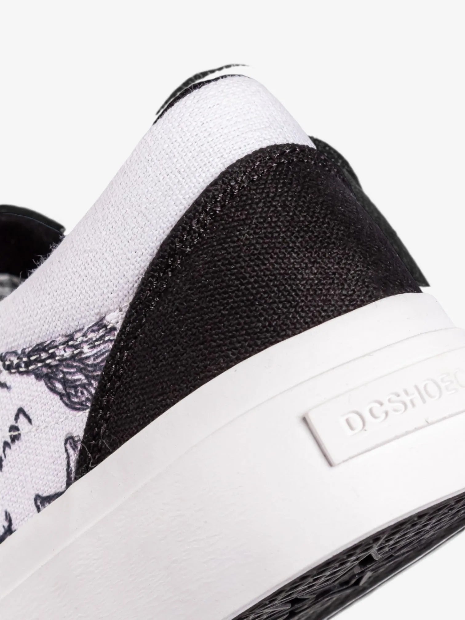 DC New Trase Platform TX Sneakers - White & Grey Print | Skate Shoes for Men & Women | Perfect for Streetwear & Casual Outfits