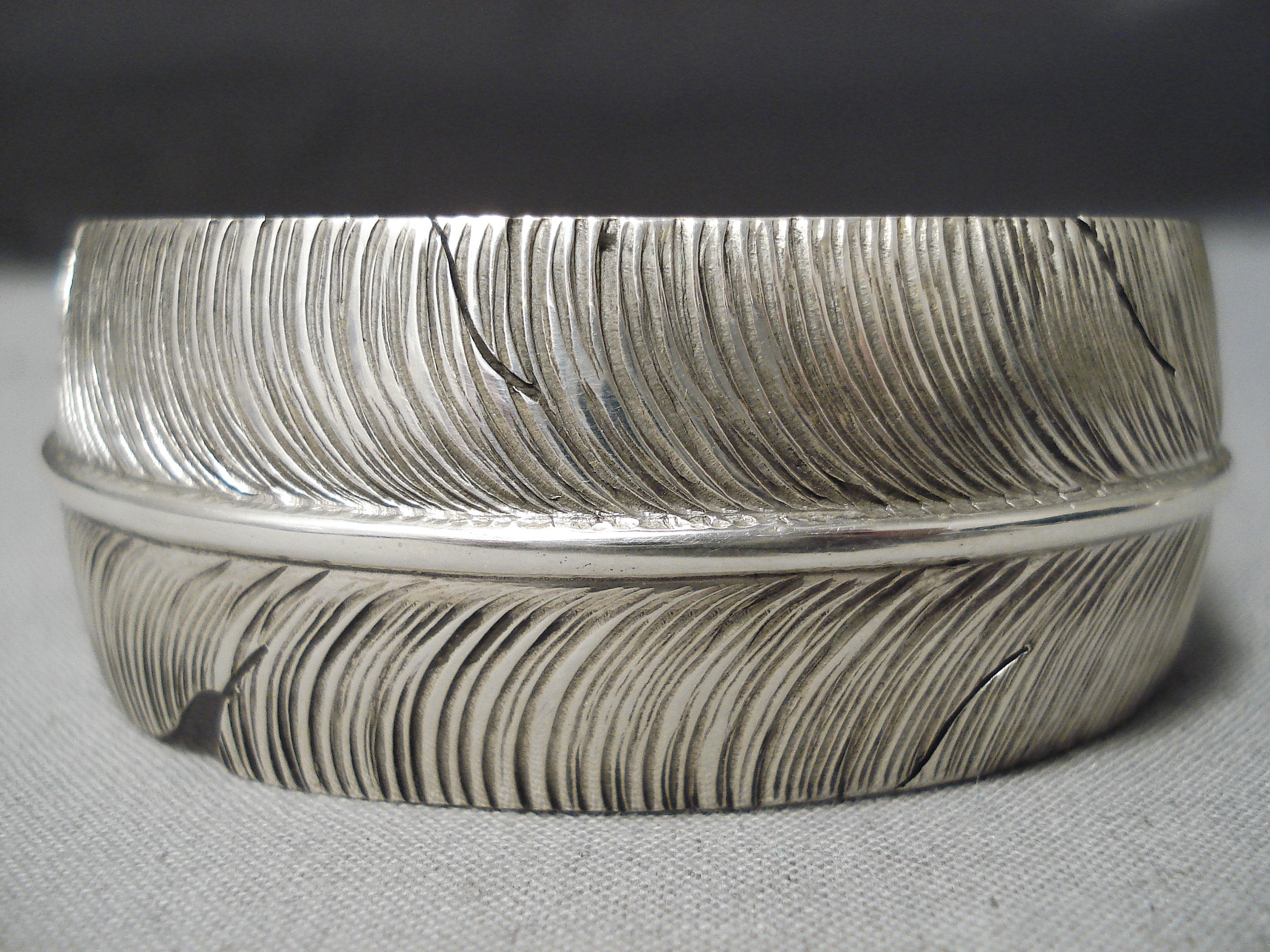 Vintage Navajo Sterling Silver Feather Bracelet - Authentic Native American Jewelry for Women - Perfect for Boho Fashion, Gift Giving & Special Occasions