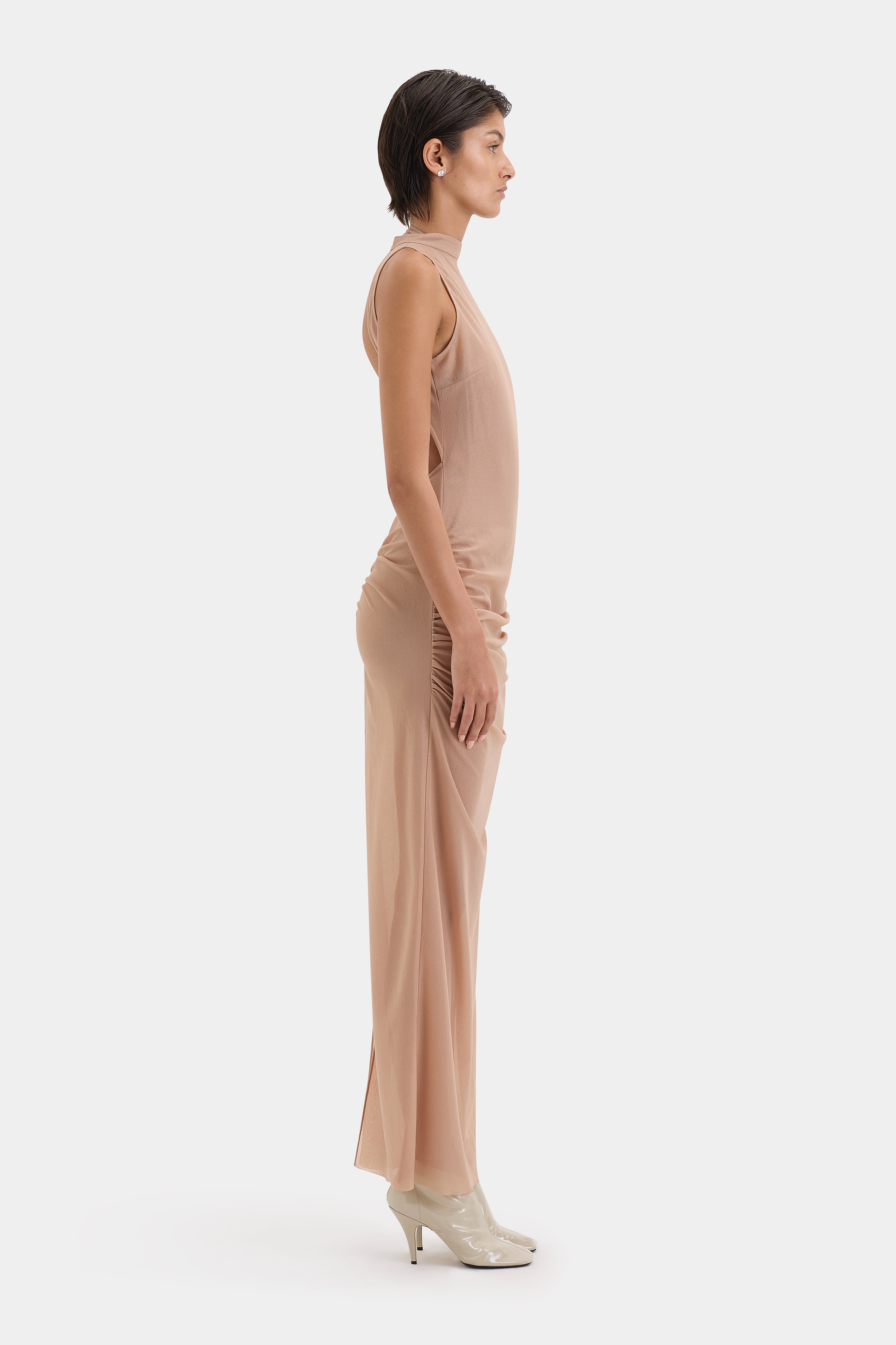 Elegant Ruby Red Open Back Evening Gown - Sexy Long Formal Dress for Women - Perfect for Prom, Wedding, and Special Occasions