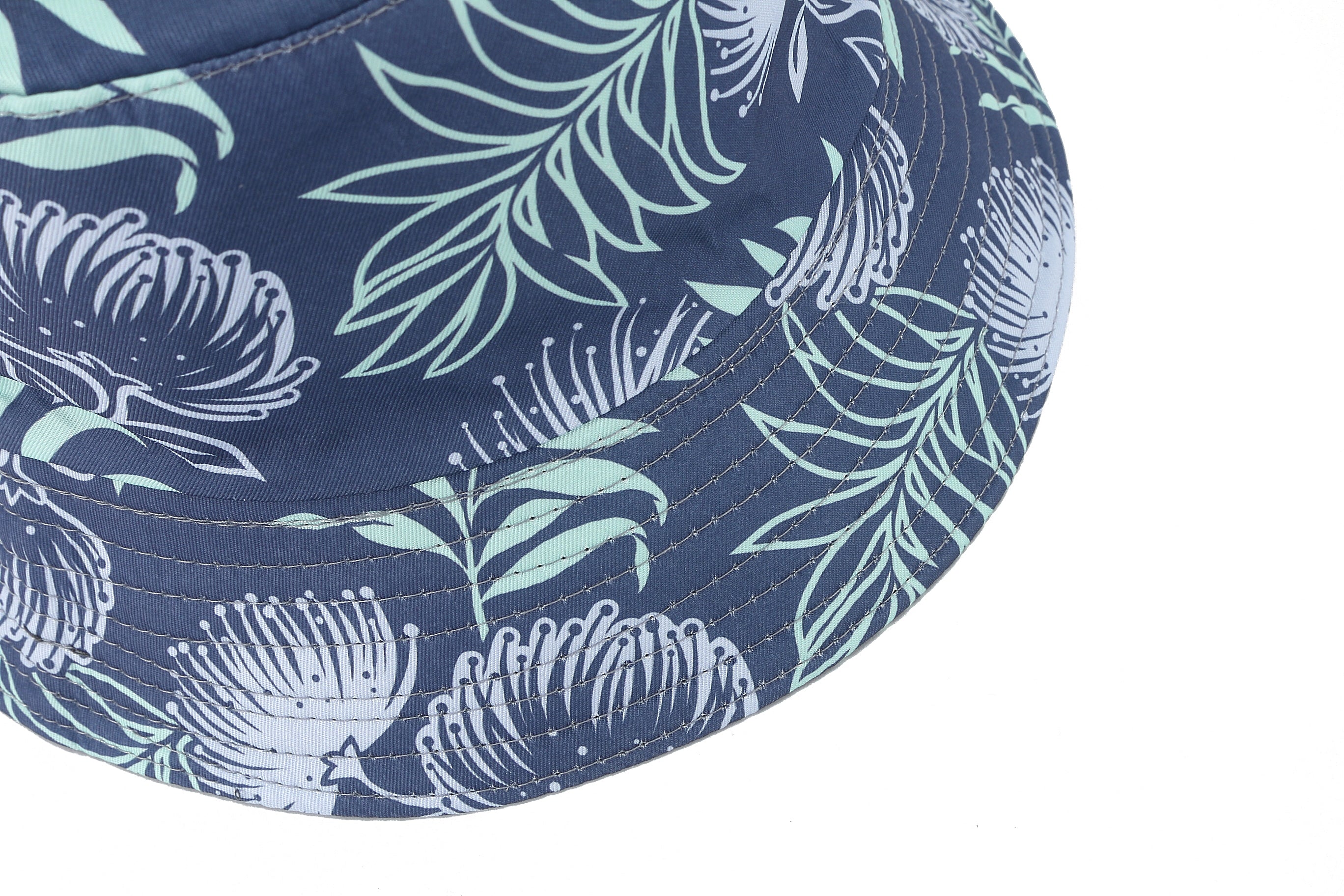 Stylish Grey Bucket Hat with Lehua Print - Trendy Sun Protection for Outdoor Activities, Beach, and Travel