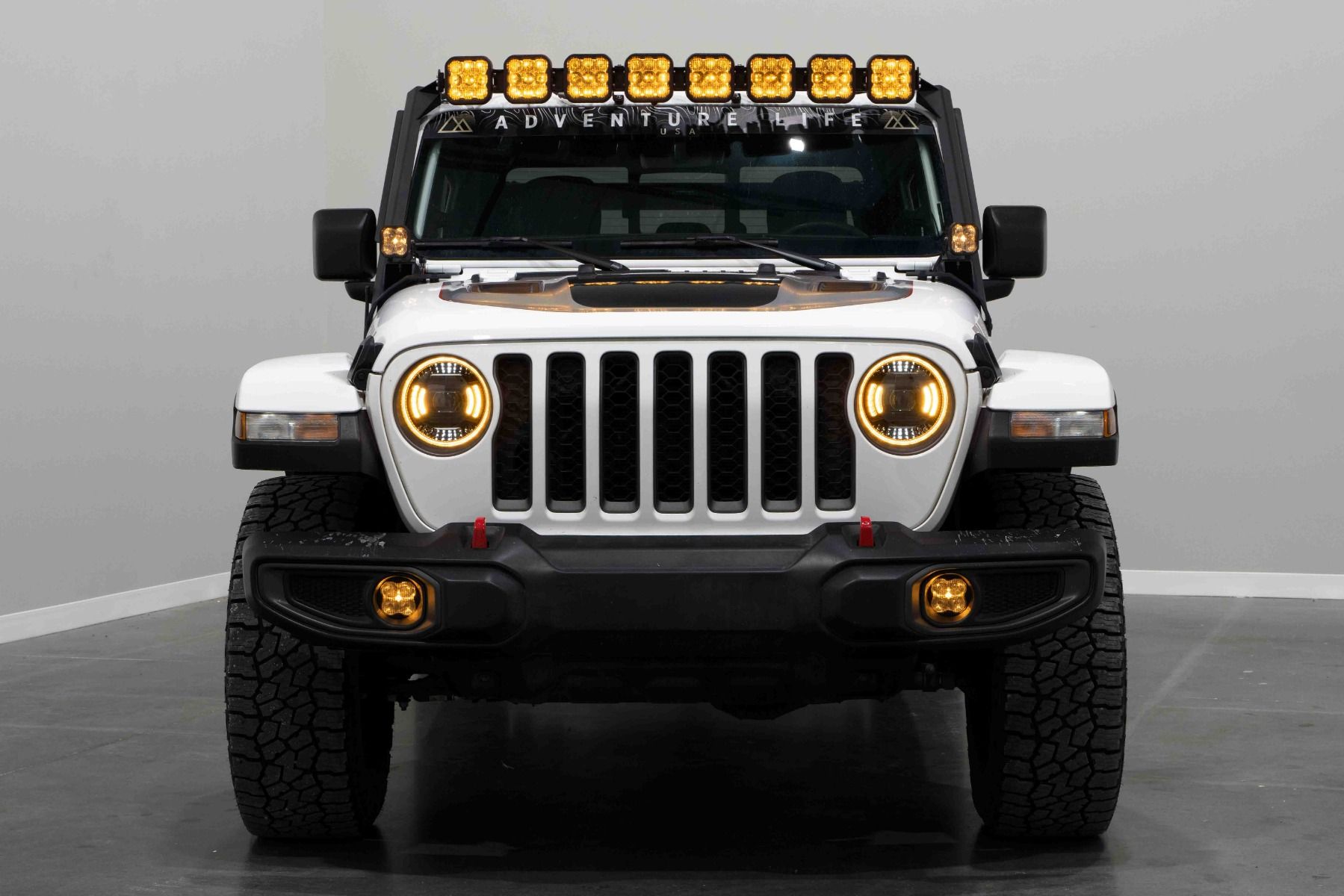 Premium LED Headlights for 2020-2025 Jeep Gladiator - High Brightness, Easy Installation - Perfect for Off-Roading & Night Driving